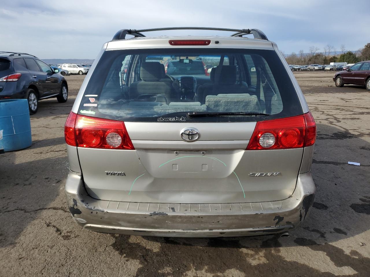 Photo 5 VIN: 5TDZA23C46S415205 - TOYOTA SIENNA 