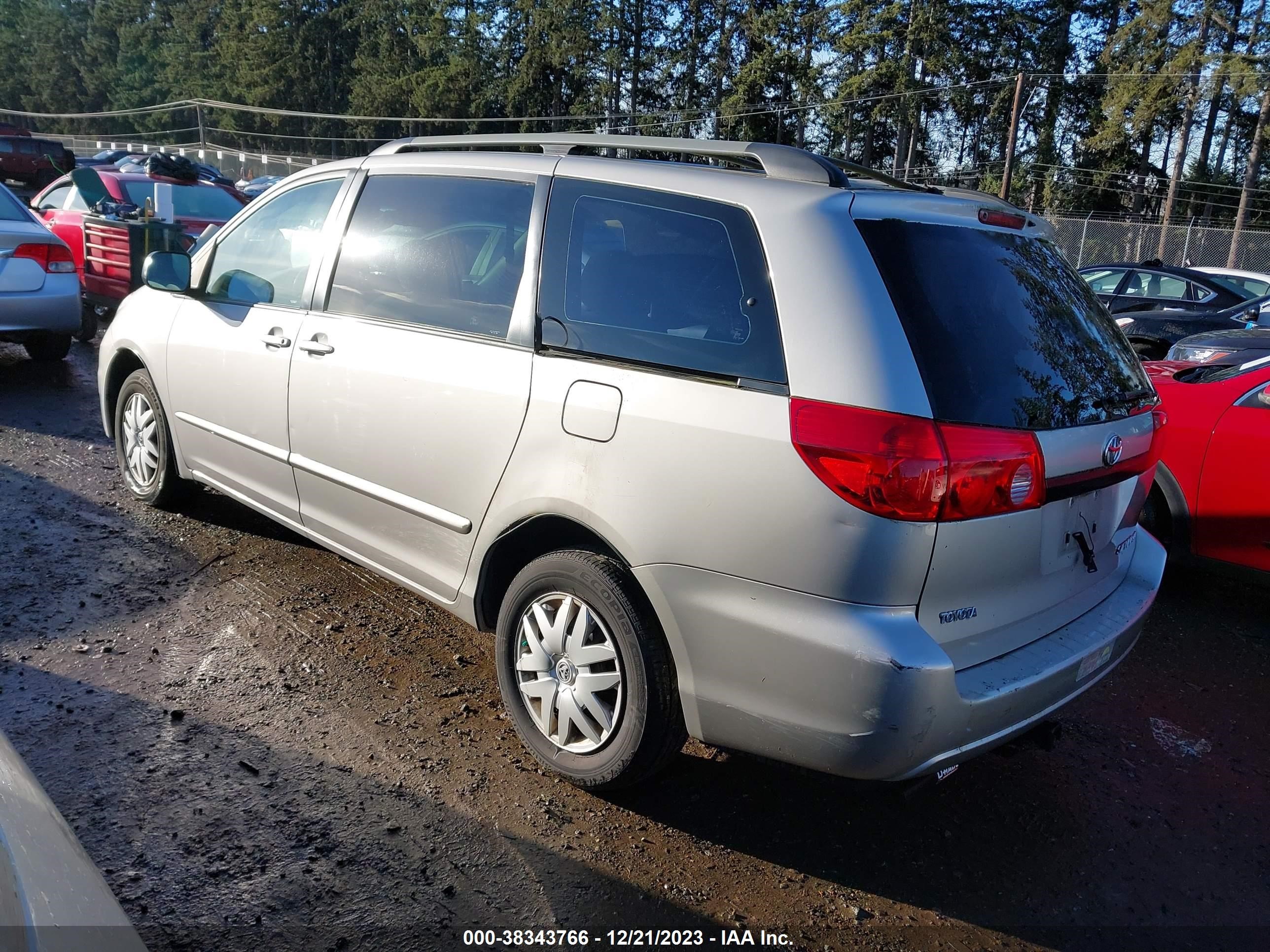 Photo 2 VIN: 5TDZA23C46S434126 - TOYOTA SIENNA 