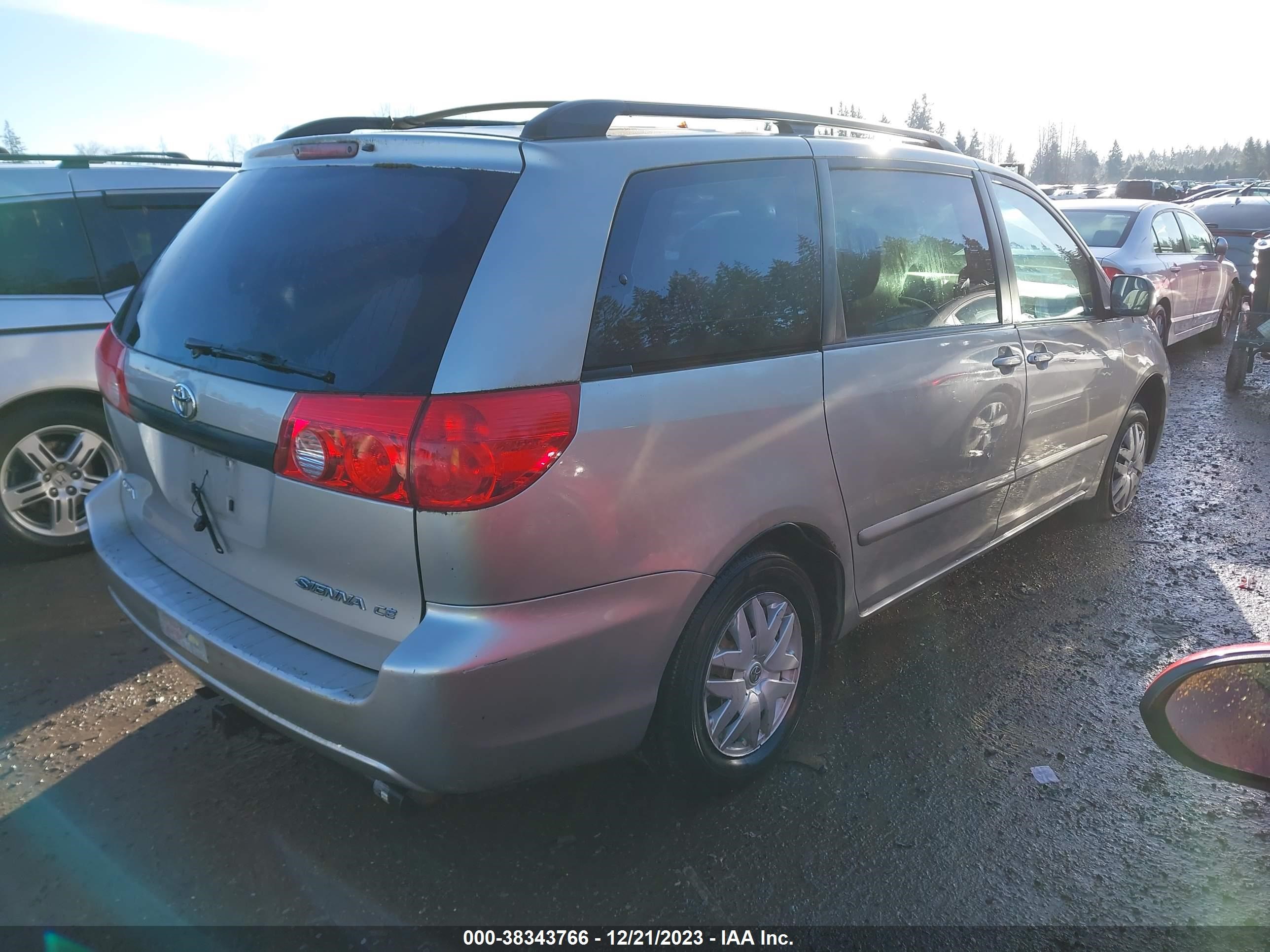 Photo 3 VIN: 5TDZA23C46S434126 - TOYOTA SIENNA 