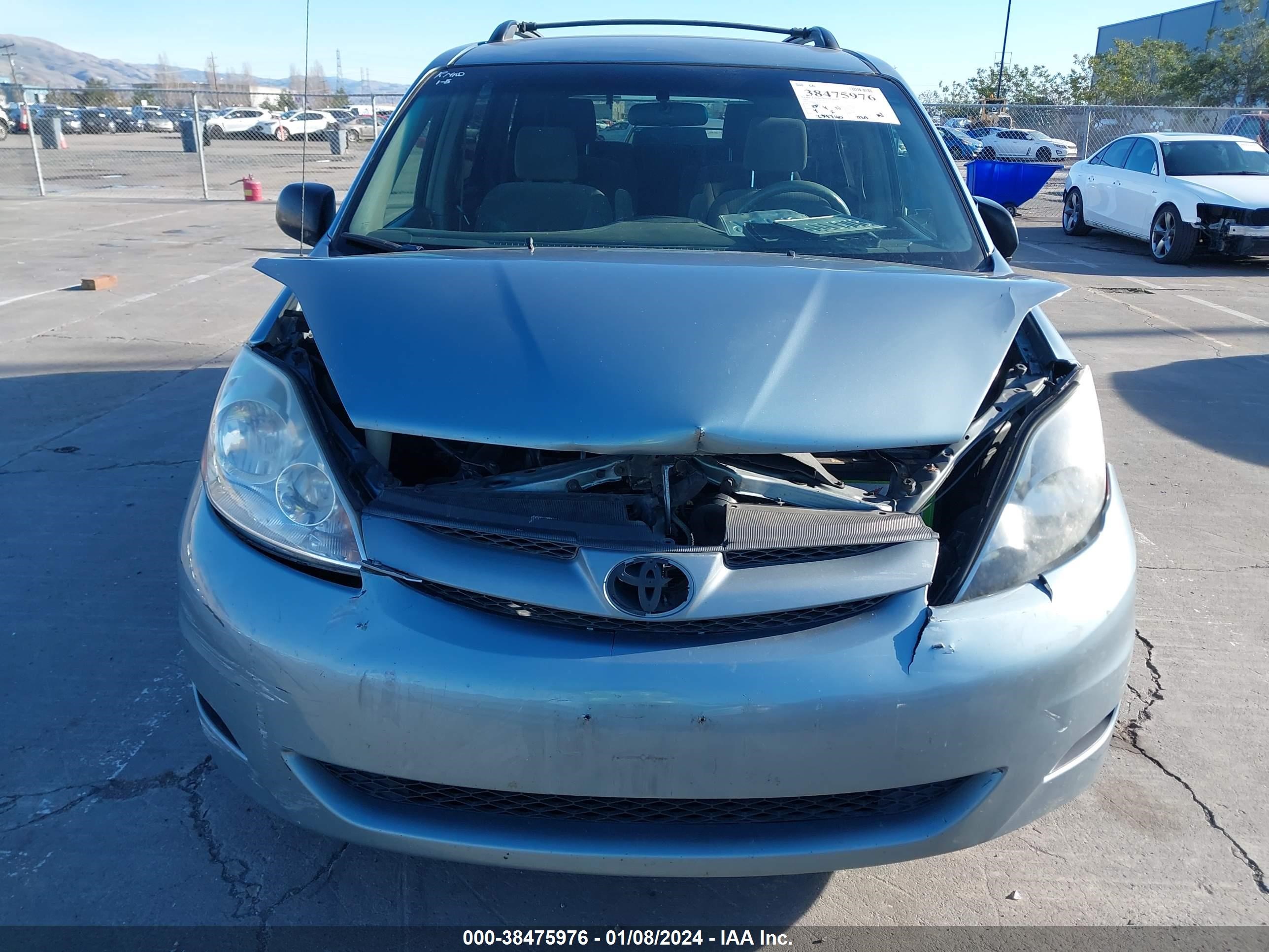 Photo 11 VIN: 5TDZA23C46S465683 - TOYOTA SIENNA 