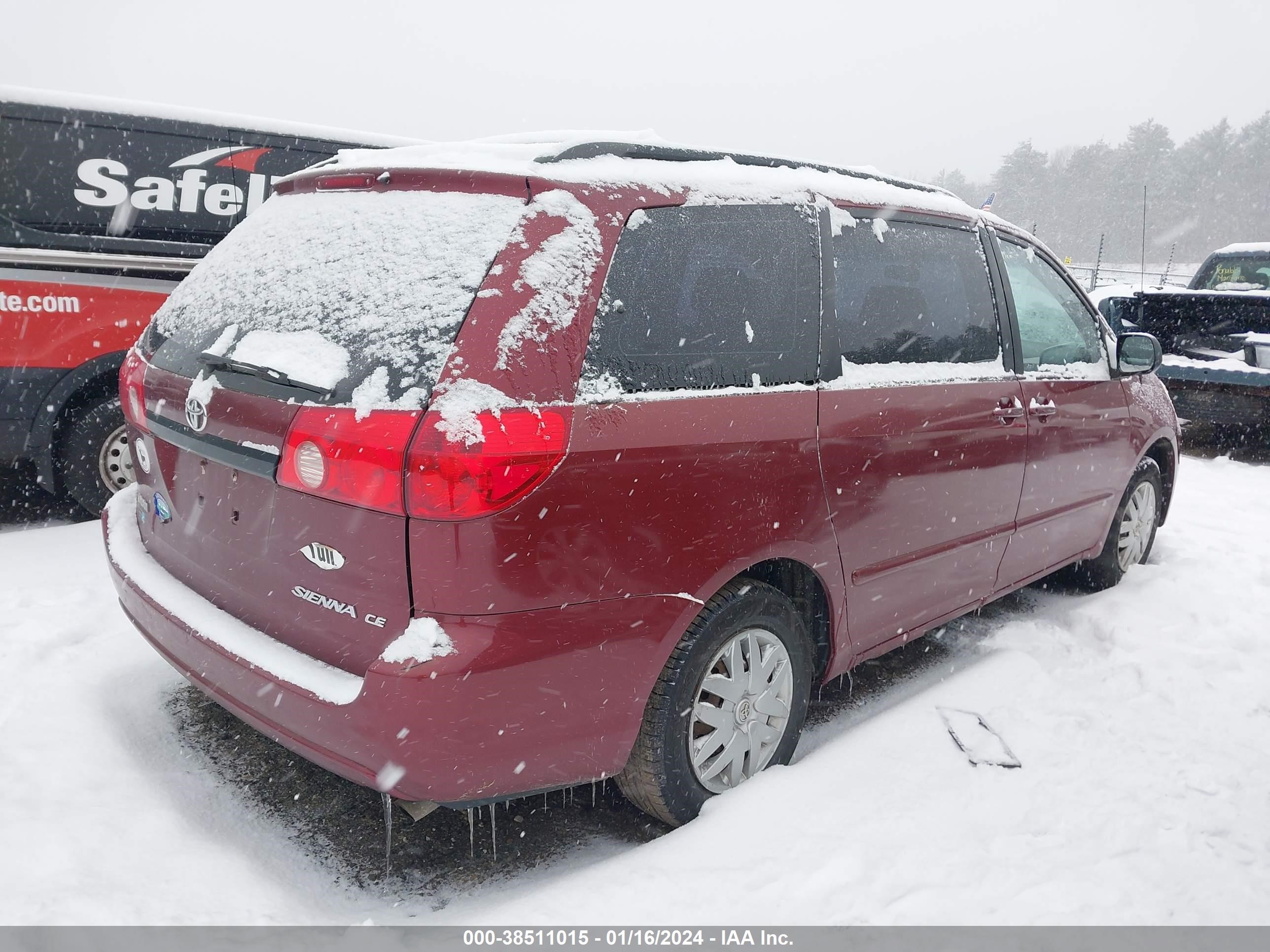 Photo 3 VIN: 5TDZA23C46S574192 - TOYOTA SIENNA 