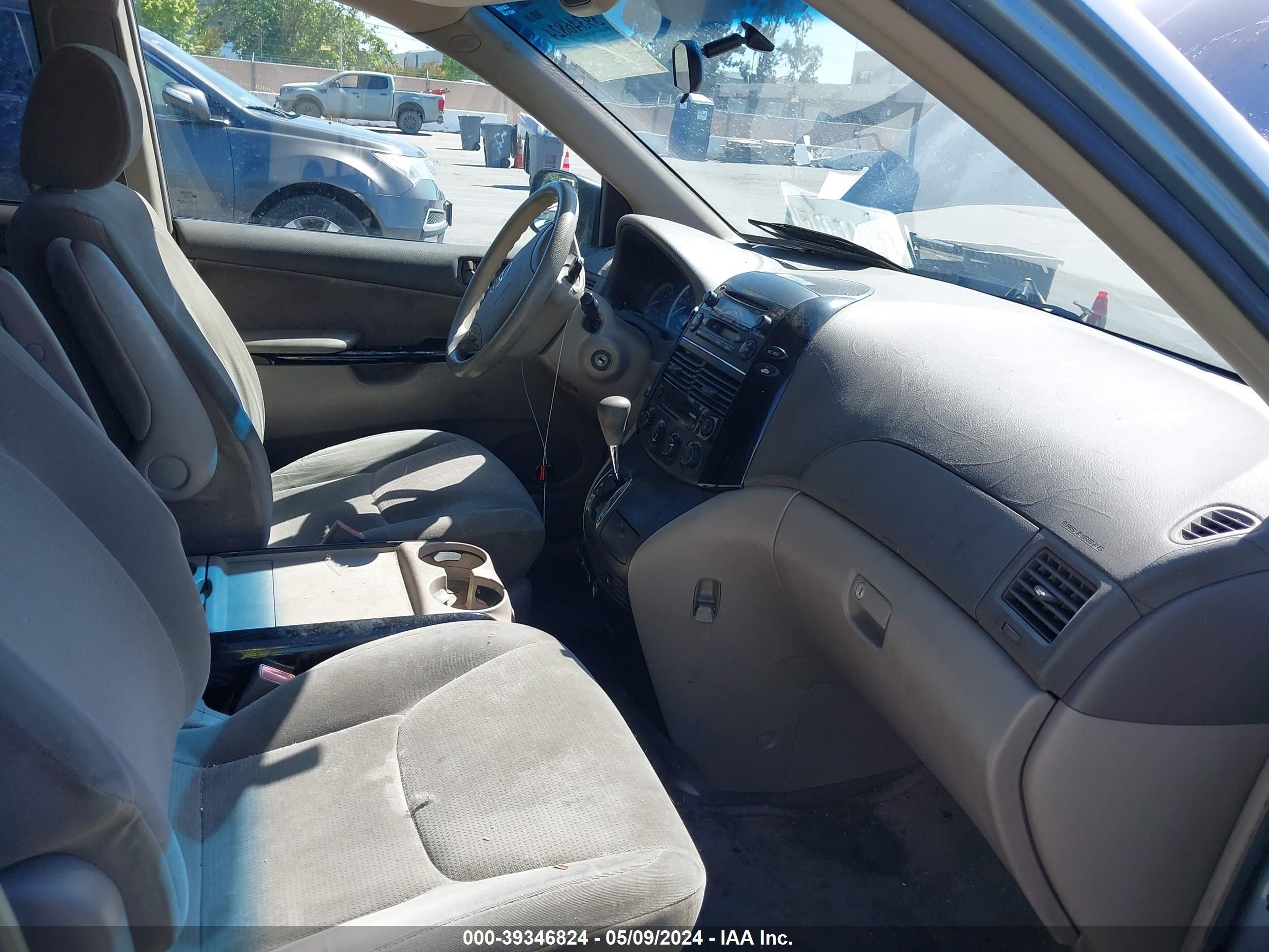 Photo 4 VIN: 5TDZA23C54S009009 - TOYOTA SIENNA 