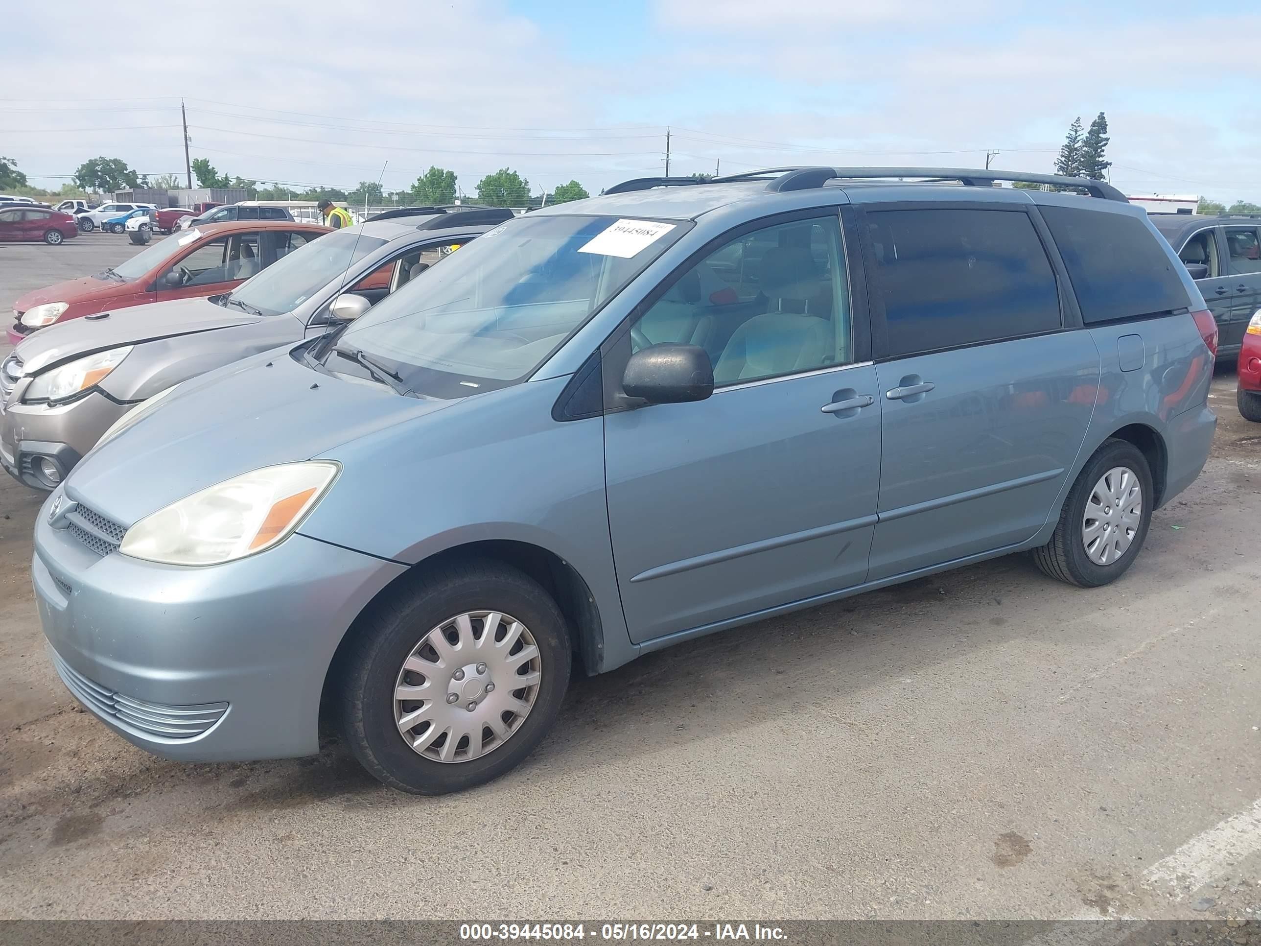 Photo 1 VIN: 5TDZA23C54S212174 - TOYOTA SIENNA 