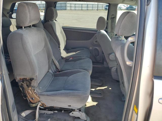 Photo 10 VIN: 5TDZA23C54S214118 - TOYOTA SIENNA CE 