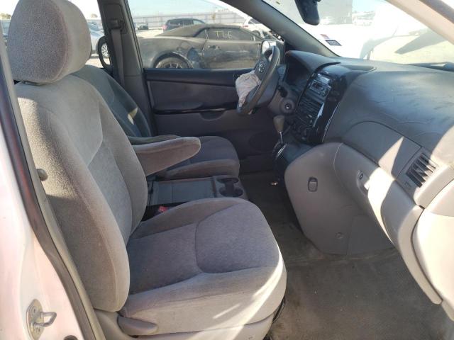 Photo 4 VIN: 5TDZA23C55S322224 - TOYOTA SIENNA CE 