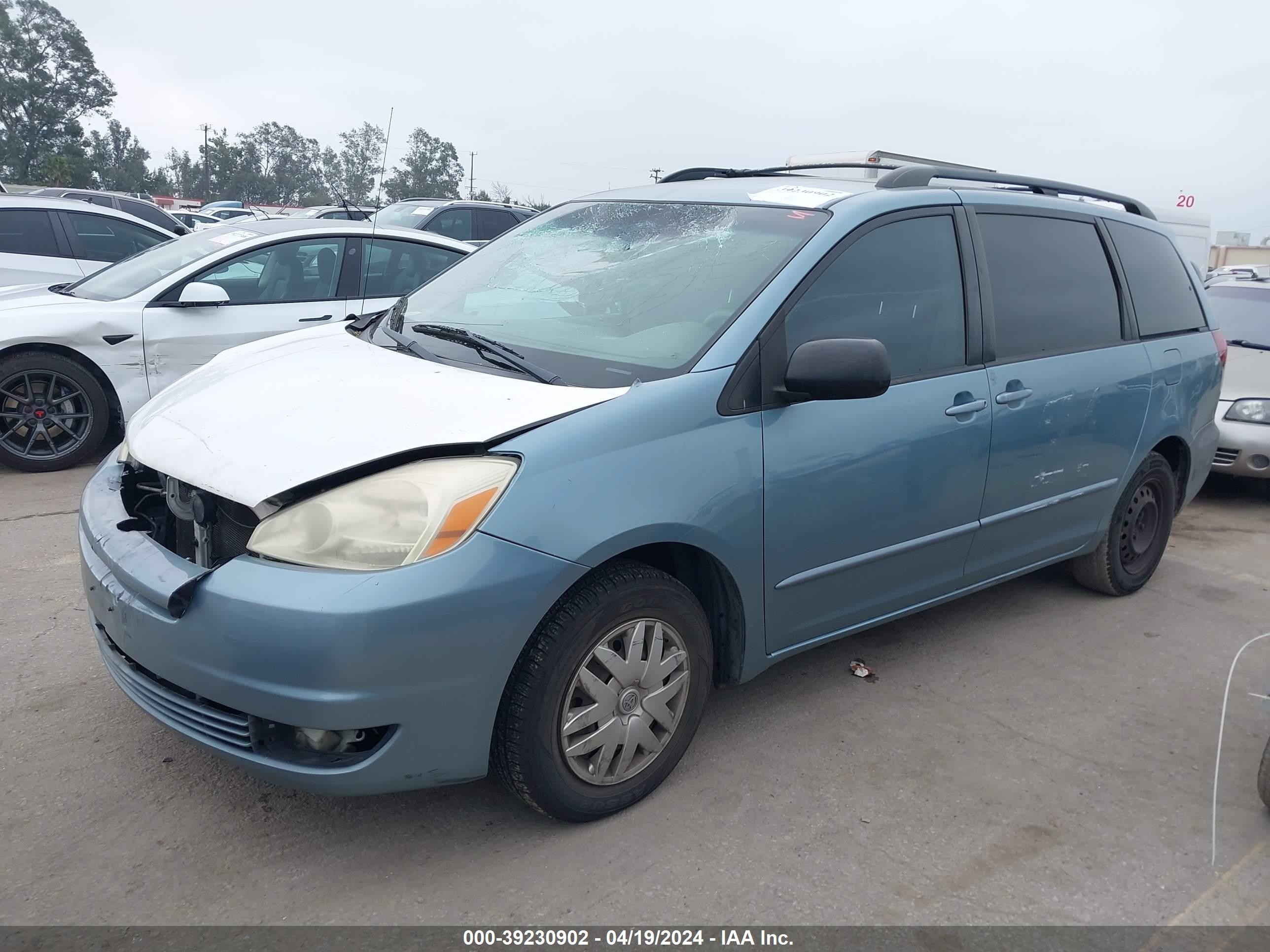 Photo 1 VIN: 5TDZA23C55S355224 - TOYOTA SIENNA 