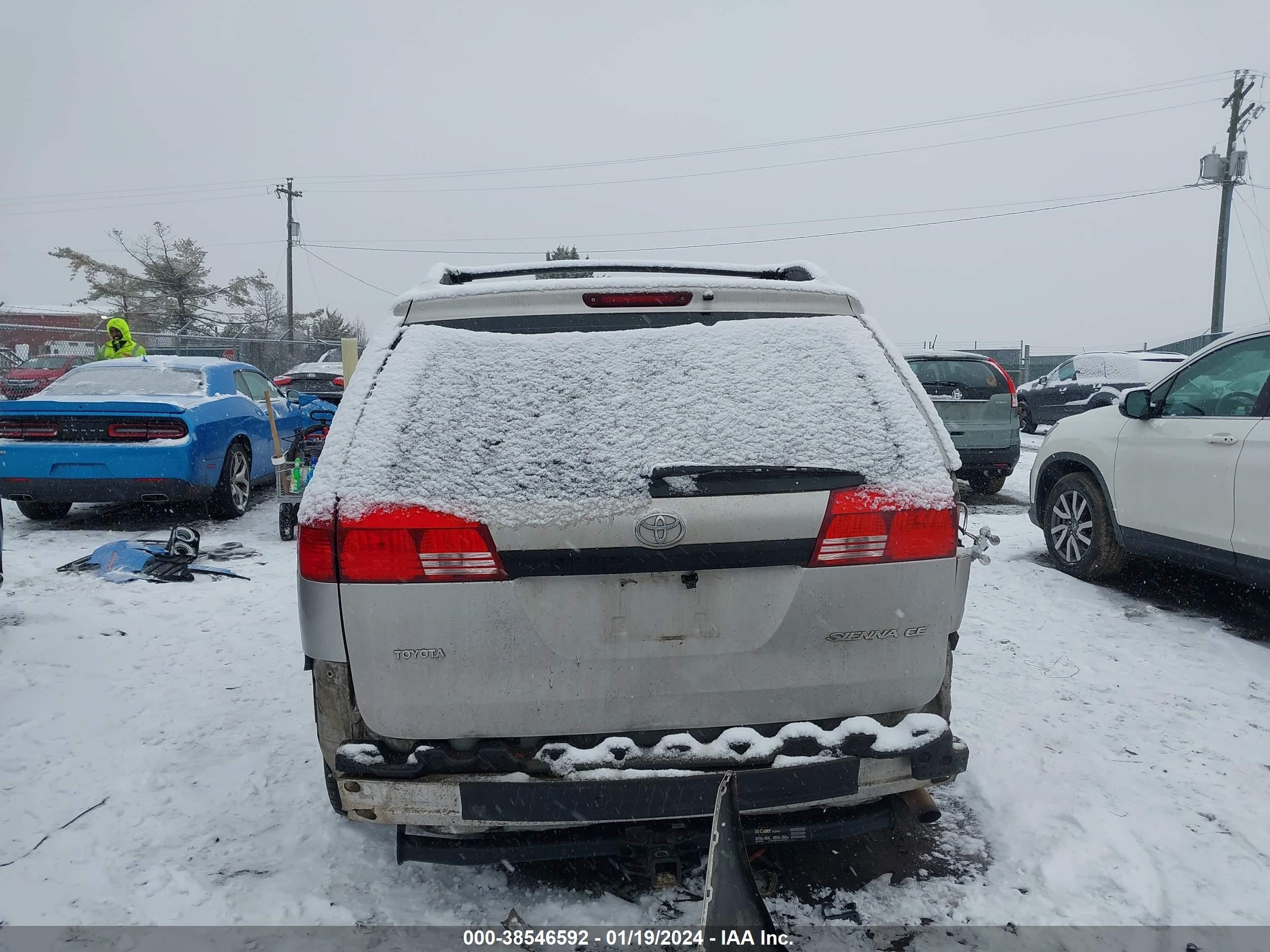 Photo 15 VIN: 5TDZA23C55S372718 - TOYOTA SIENNA 