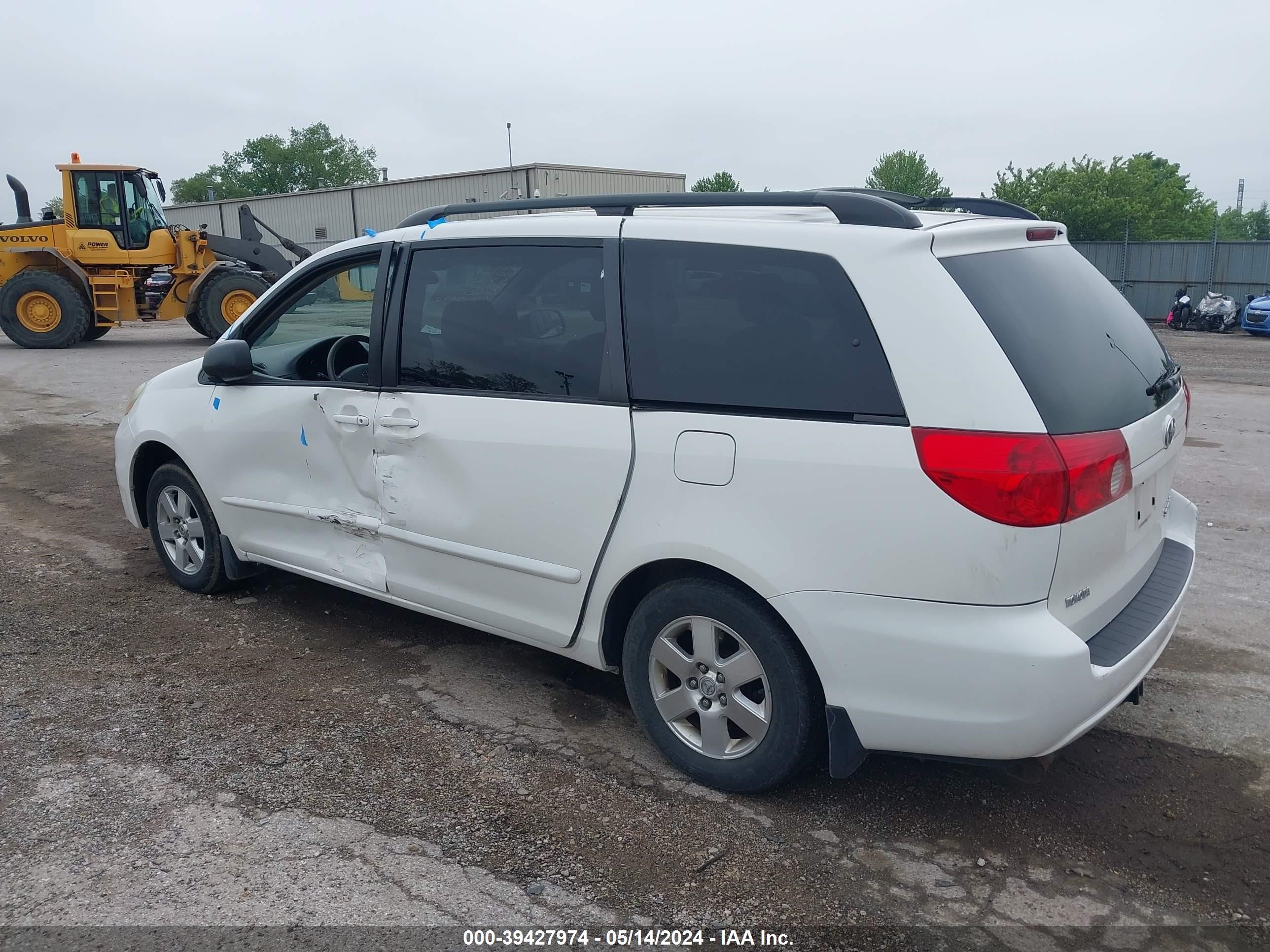 Photo 2 VIN: 5TDZA23C56S460492 - TOYOTA SIENNA 