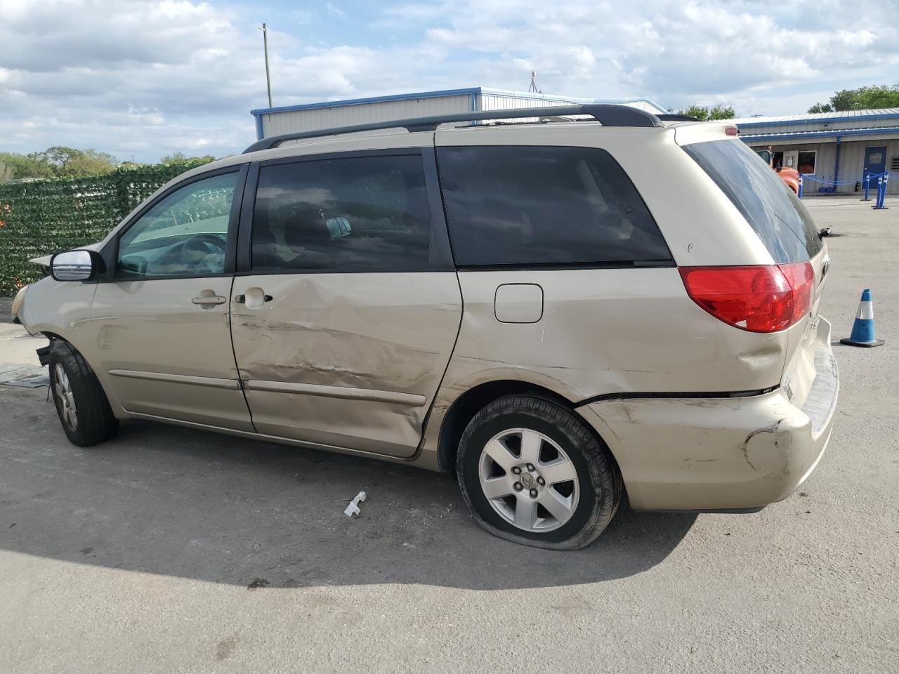 Photo 1 VIN: 5TDZA23C56S466969 - TOYOTA SIENNA 