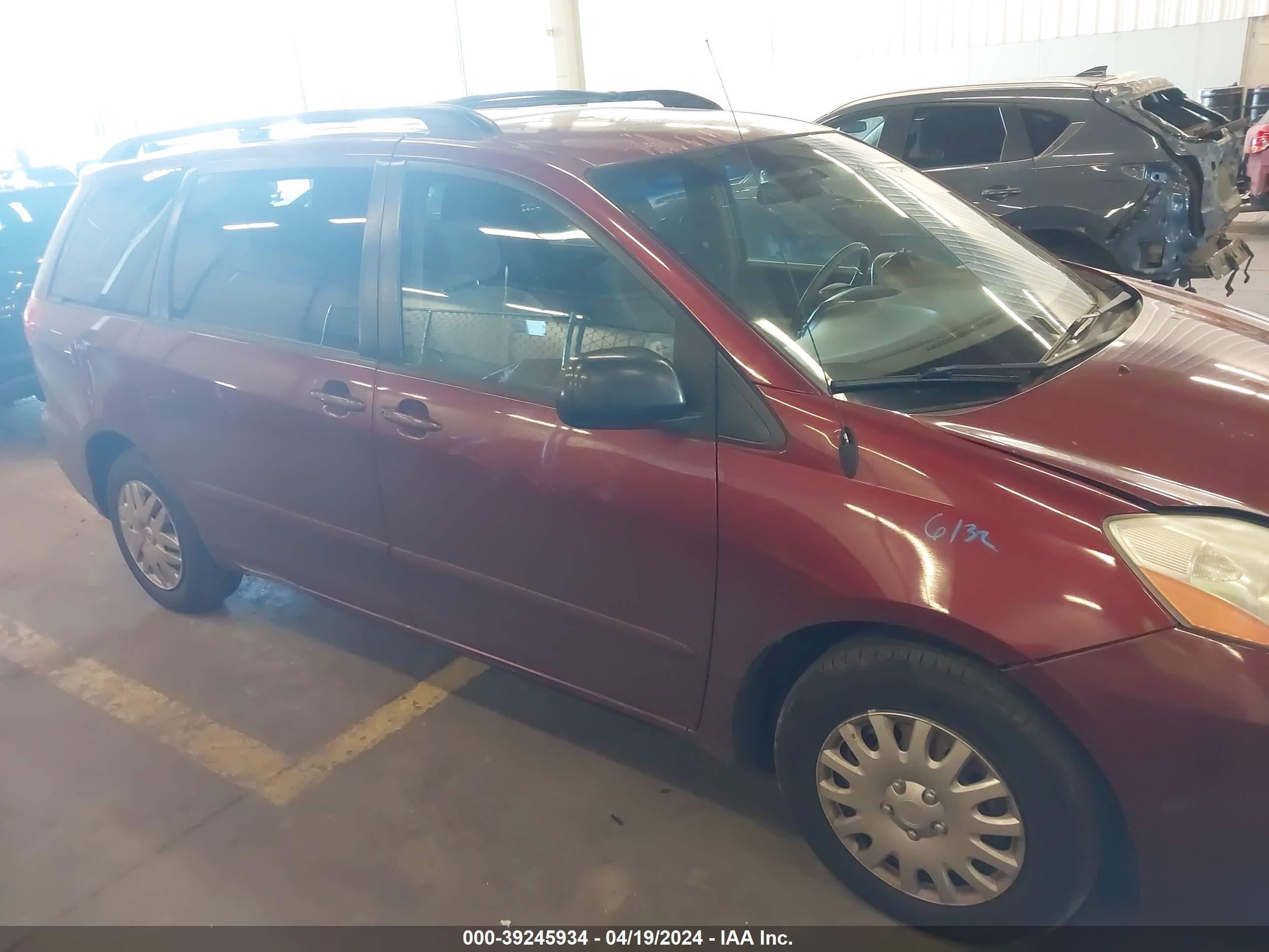 Photo 12 VIN: 5TDZA23C56S492780 - TOYOTA SIENNA 