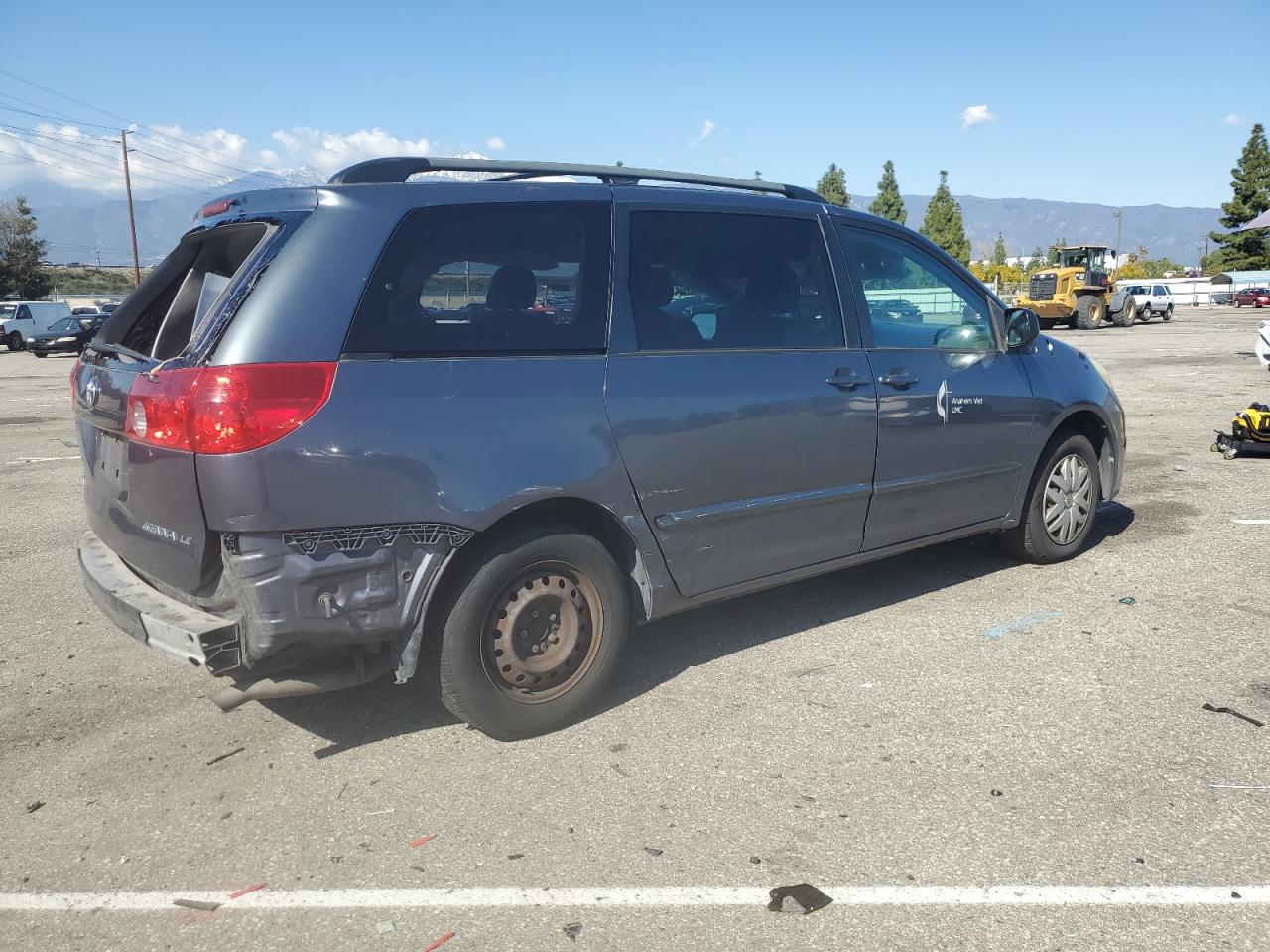 Photo 2 VIN: 5TDZA23C66S524359 - TOYOTA SIENNA 