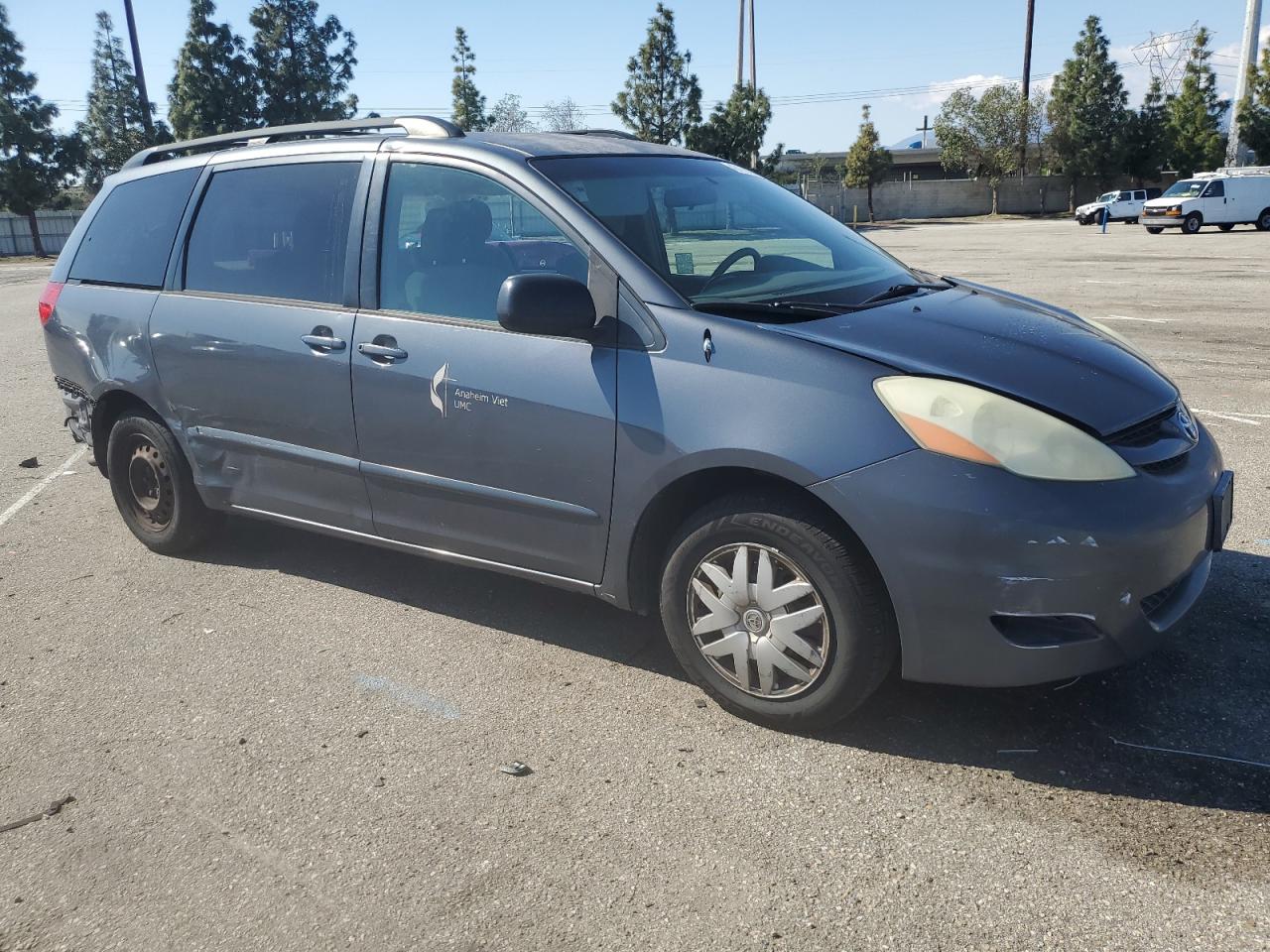 Photo 3 VIN: 5TDZA23C66S524359 - TOYOTA SIENNA 