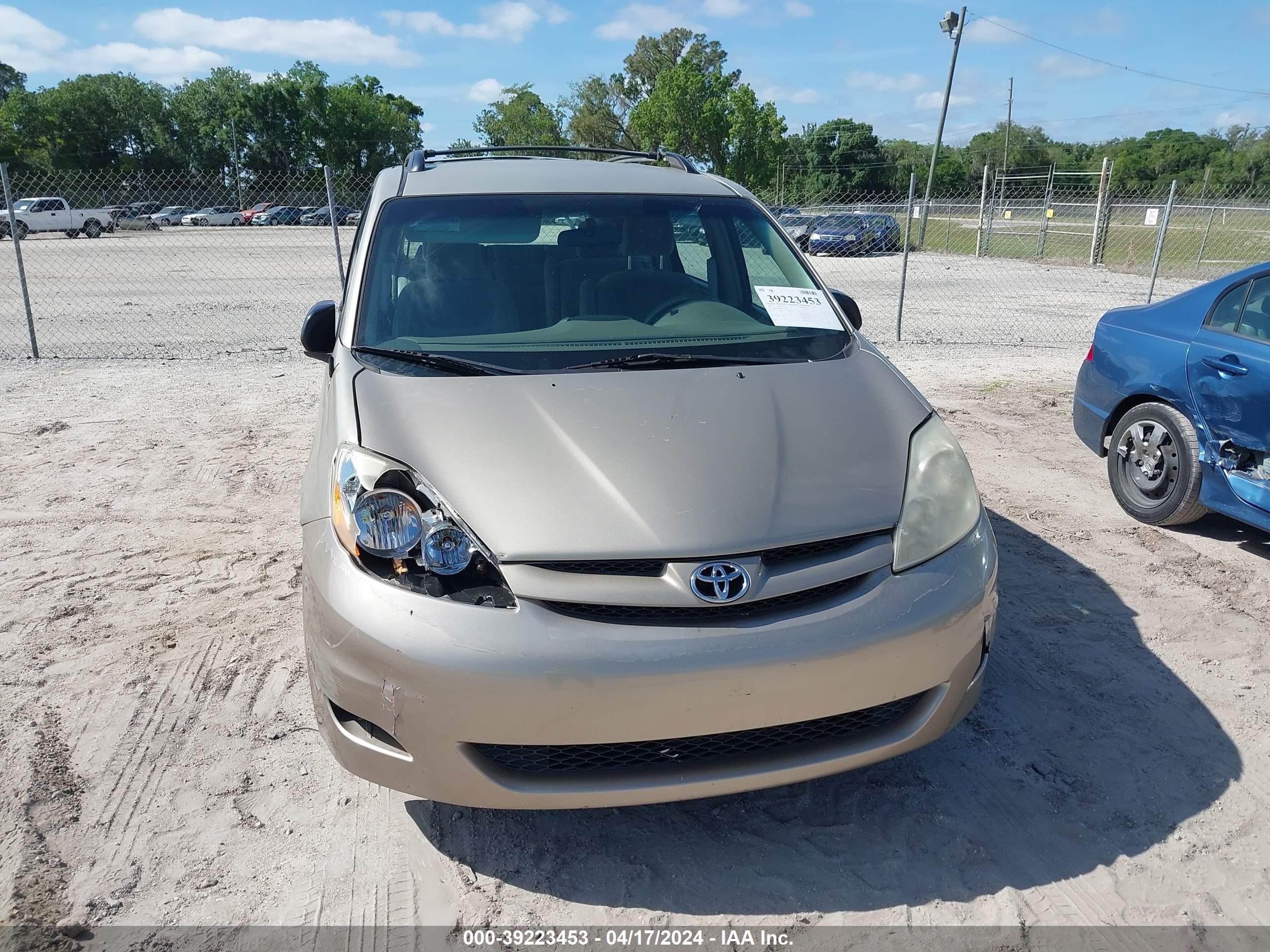 Photo 5 VIN: 5TDZA23C66S578762 - TOYOTA SIENNA 