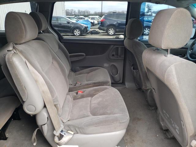 Photo 10 VIN: 5TDZA23C74S062536 - TOYOTA SIENNA CE 