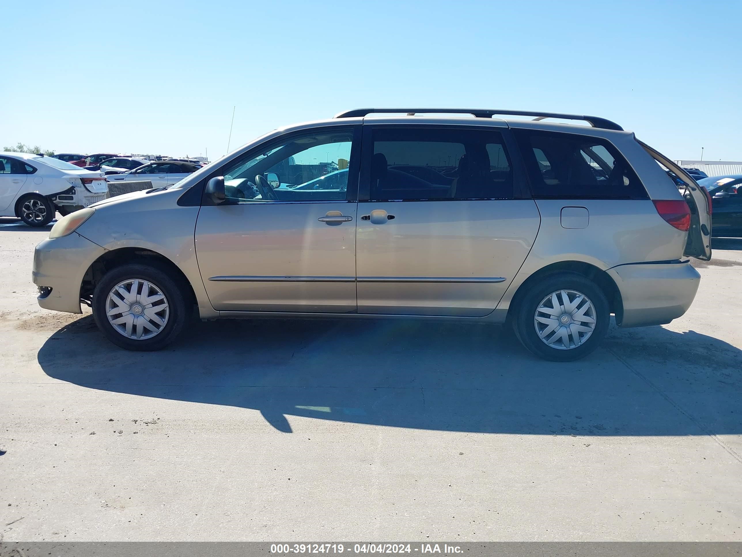 Photo 13 VIN: 5TDZA23C74S190341 - TOYOTA SIENNA 