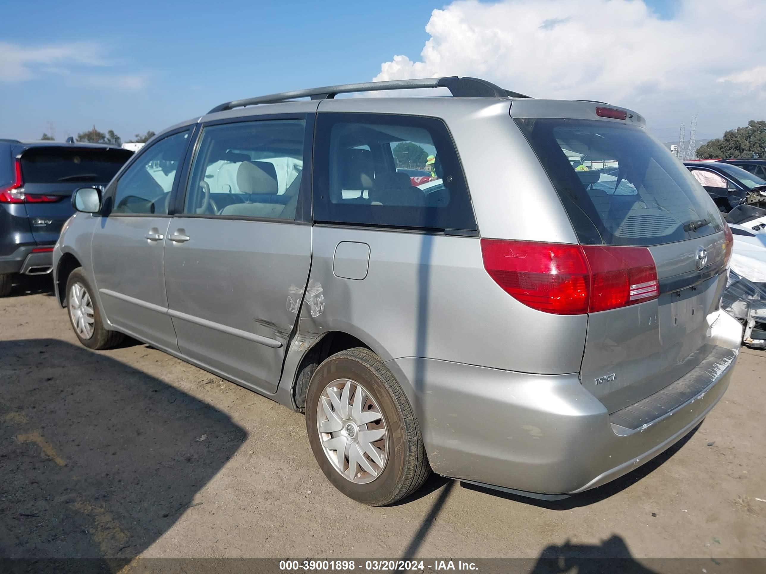 Photo 2 VIN: 5TDZA23C74S196141 - TOYOTA SIENNA 