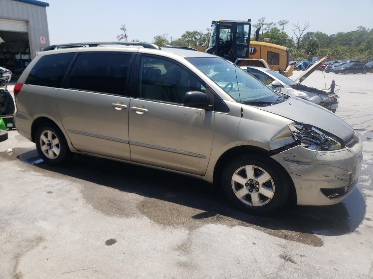 Photo 3 VIN: 5TDZA23C74S213228 - TOYOTA SIENNA 