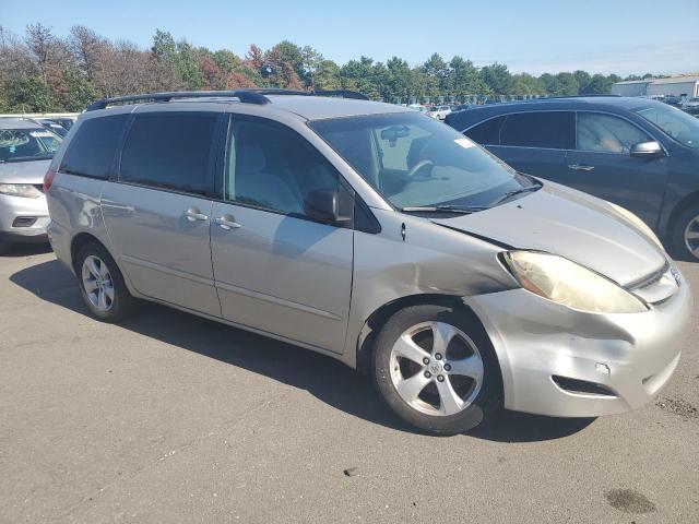 Photo 3 VIN: 5TDZA23C76S520787 - TOYOTA SIENNA CE 