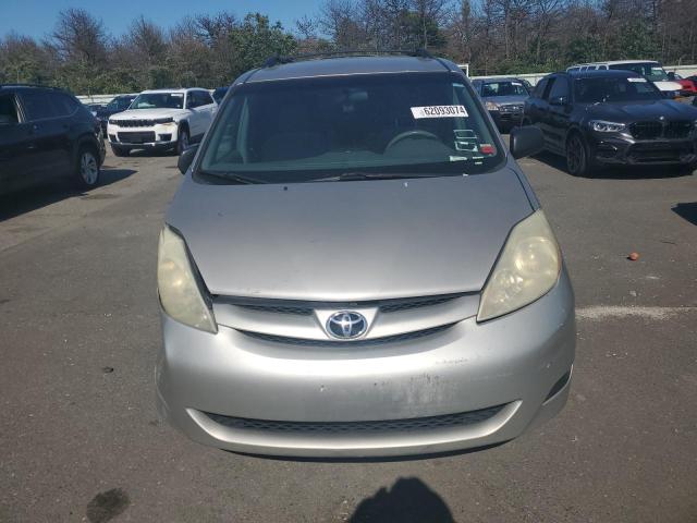 Photo 4 VIN: 5TDZA23C76S520787 - TOYOTA SIENNA CE 