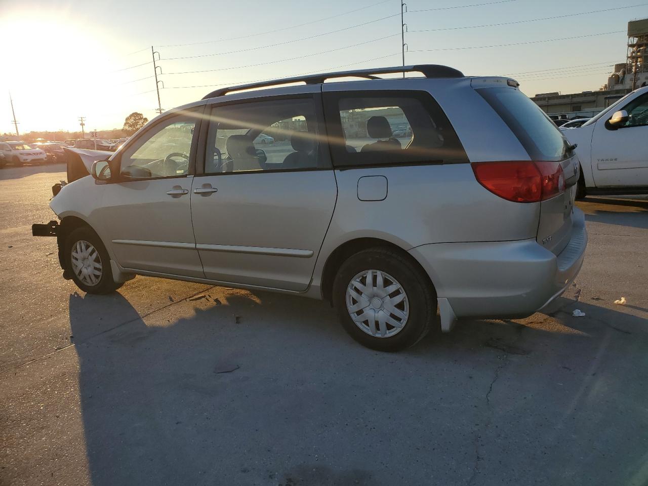 Photo 1 VIN: 5TDZA23C76S526993 - TOYOTA SIENNA 