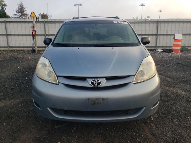 Photo 4 VIN: 5TDZA23C76S563381 - TOYOTA SIENNA CE 