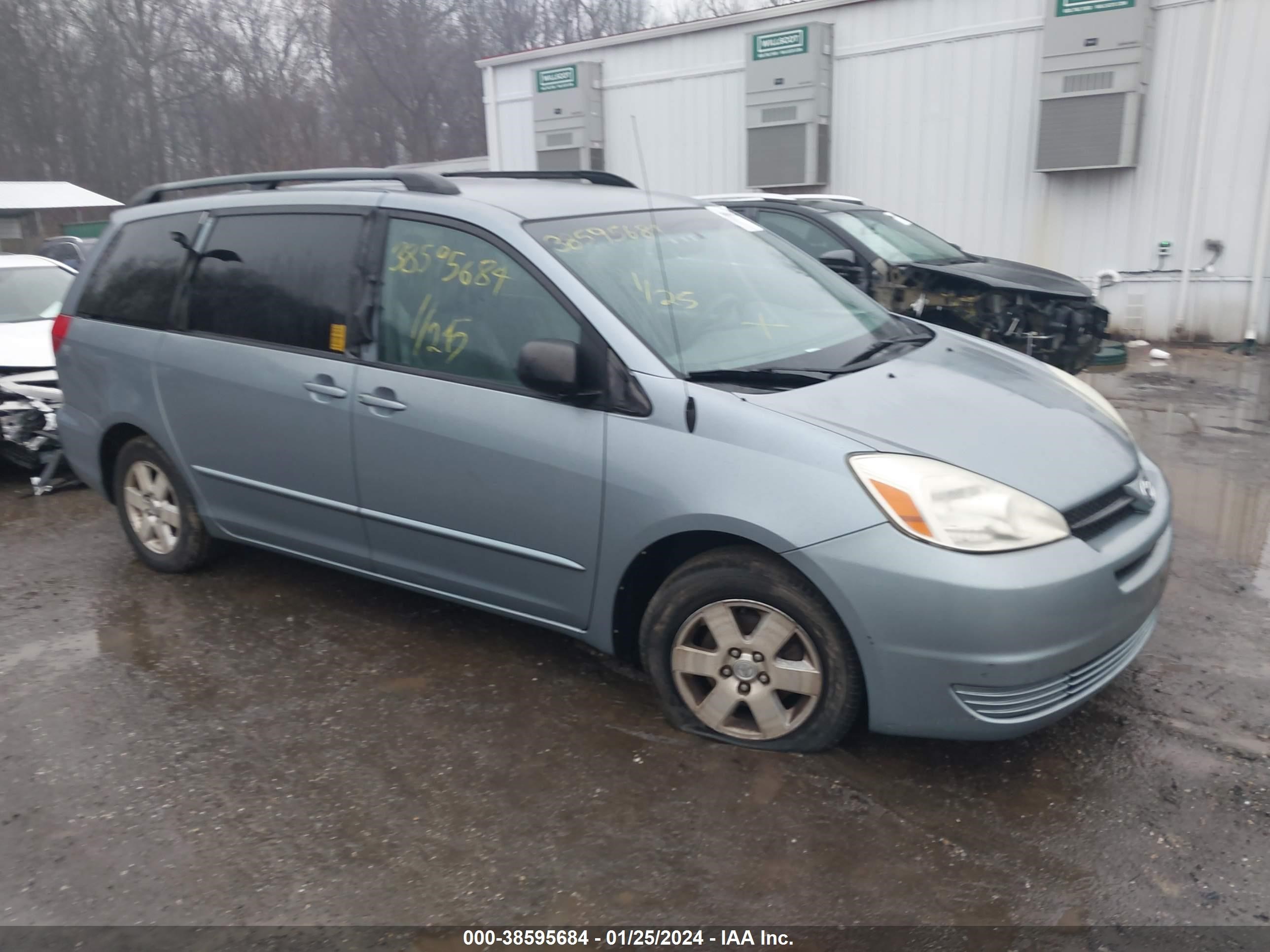 Photo 0 VIN: 5TDZA23C84S055840 - TOYOTA SIENNA 