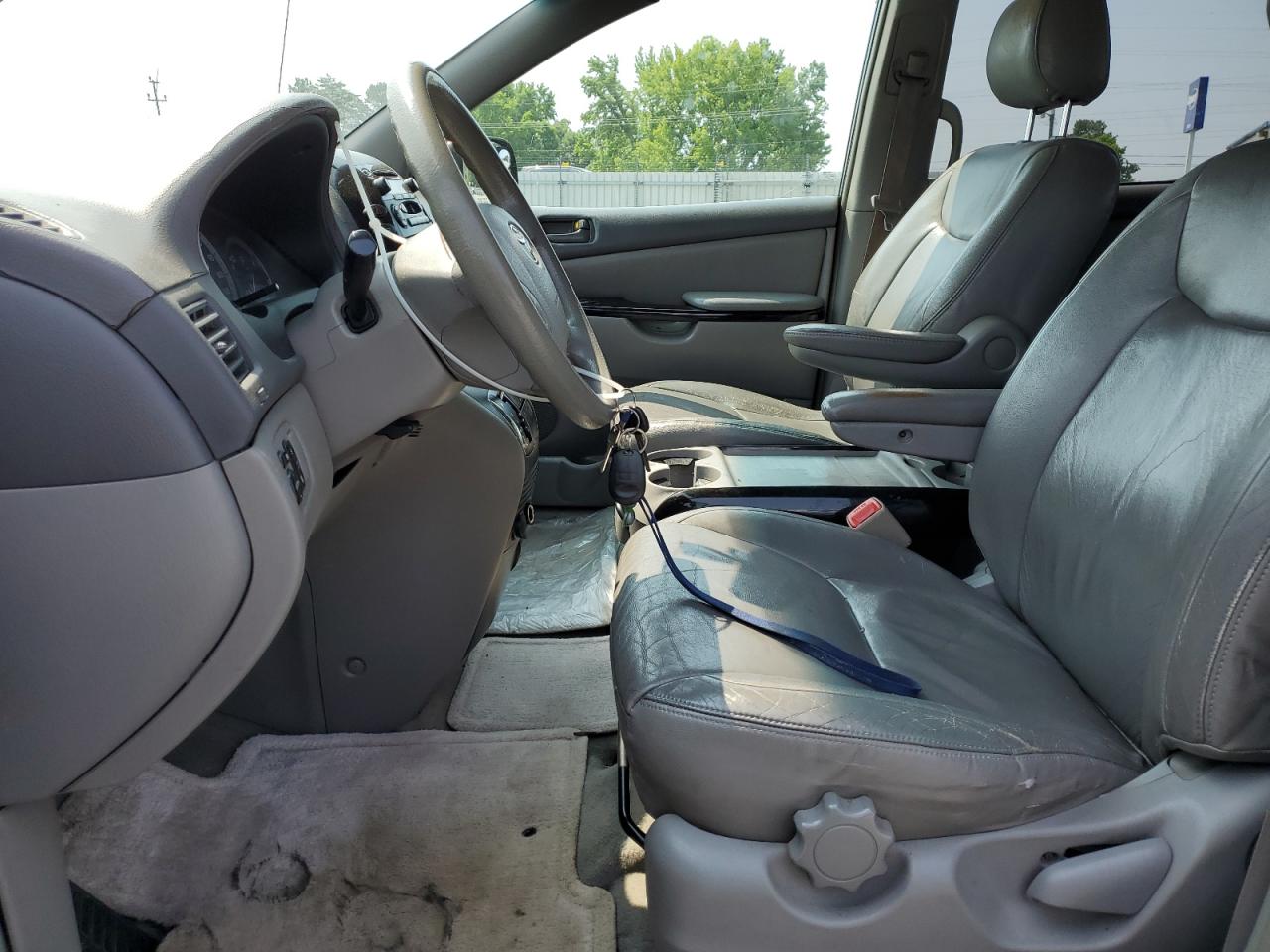 Photo 6 VIN: 5TDZA23C84S089244 - TOYOTA SIENNA 