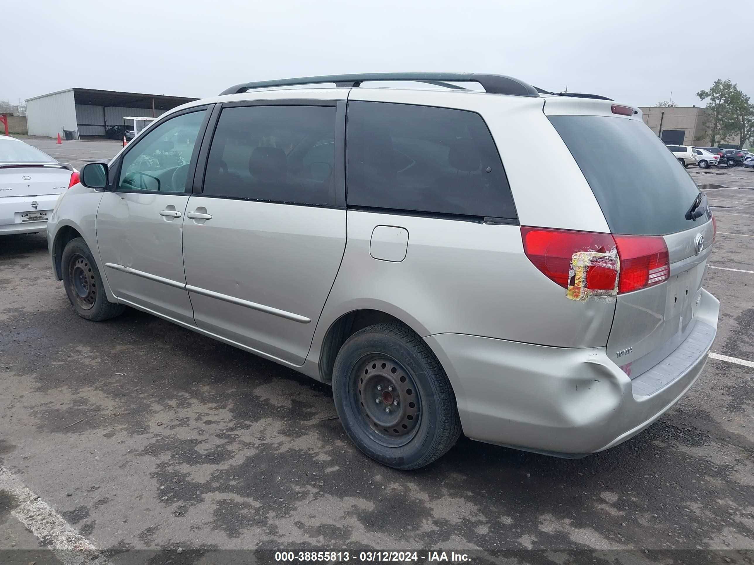 Photo 2 VIN: 5TDZA23C84S206076 - TOYOTA SIENNA 