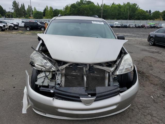 Photo 4 VIN: 5TDZA23C85S262942 - TOYOTA SIENNA CE 