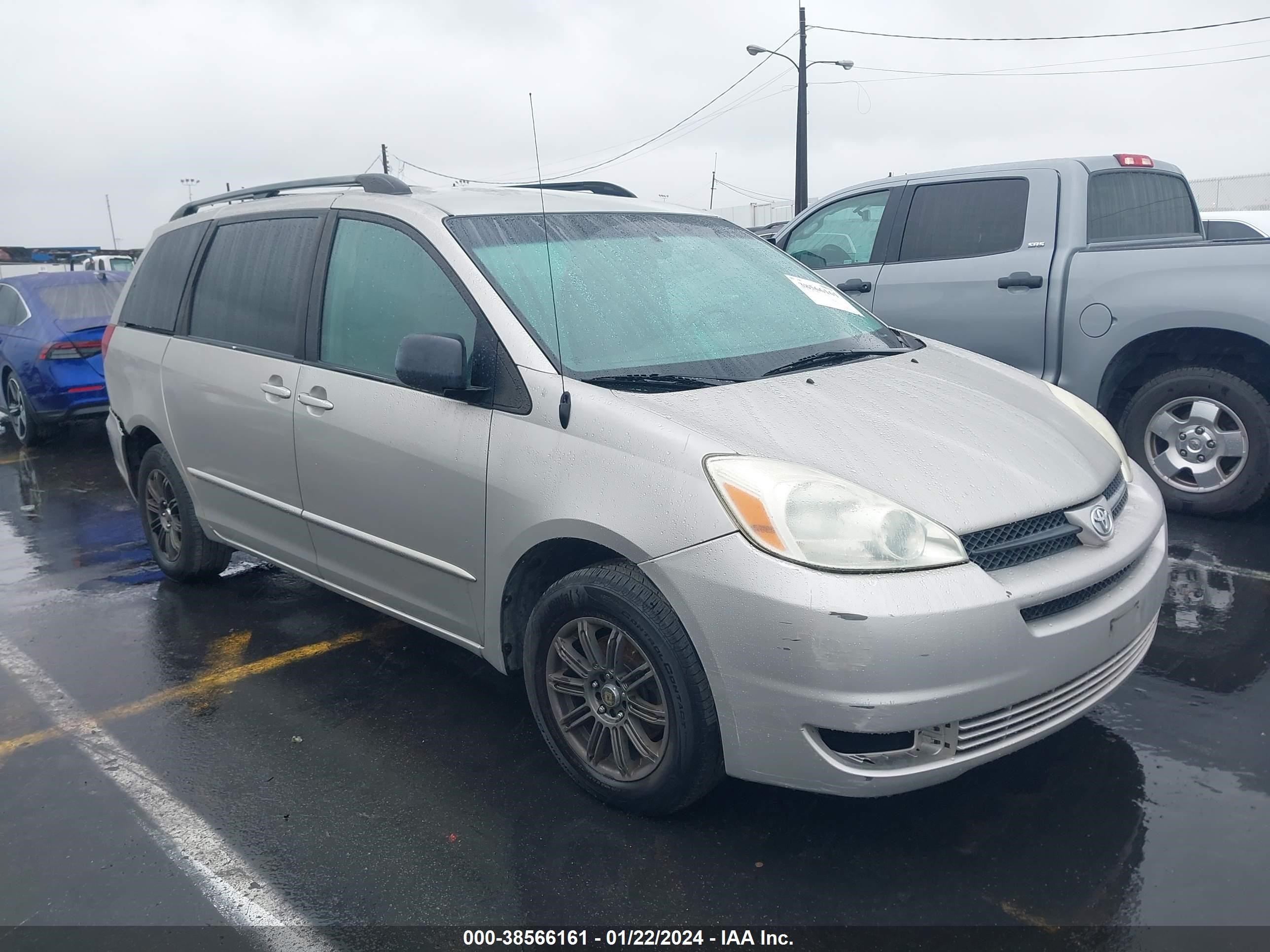 Photo 0 VIN: 5TDZA23C85S263900 - TOYOTA SIENNA 