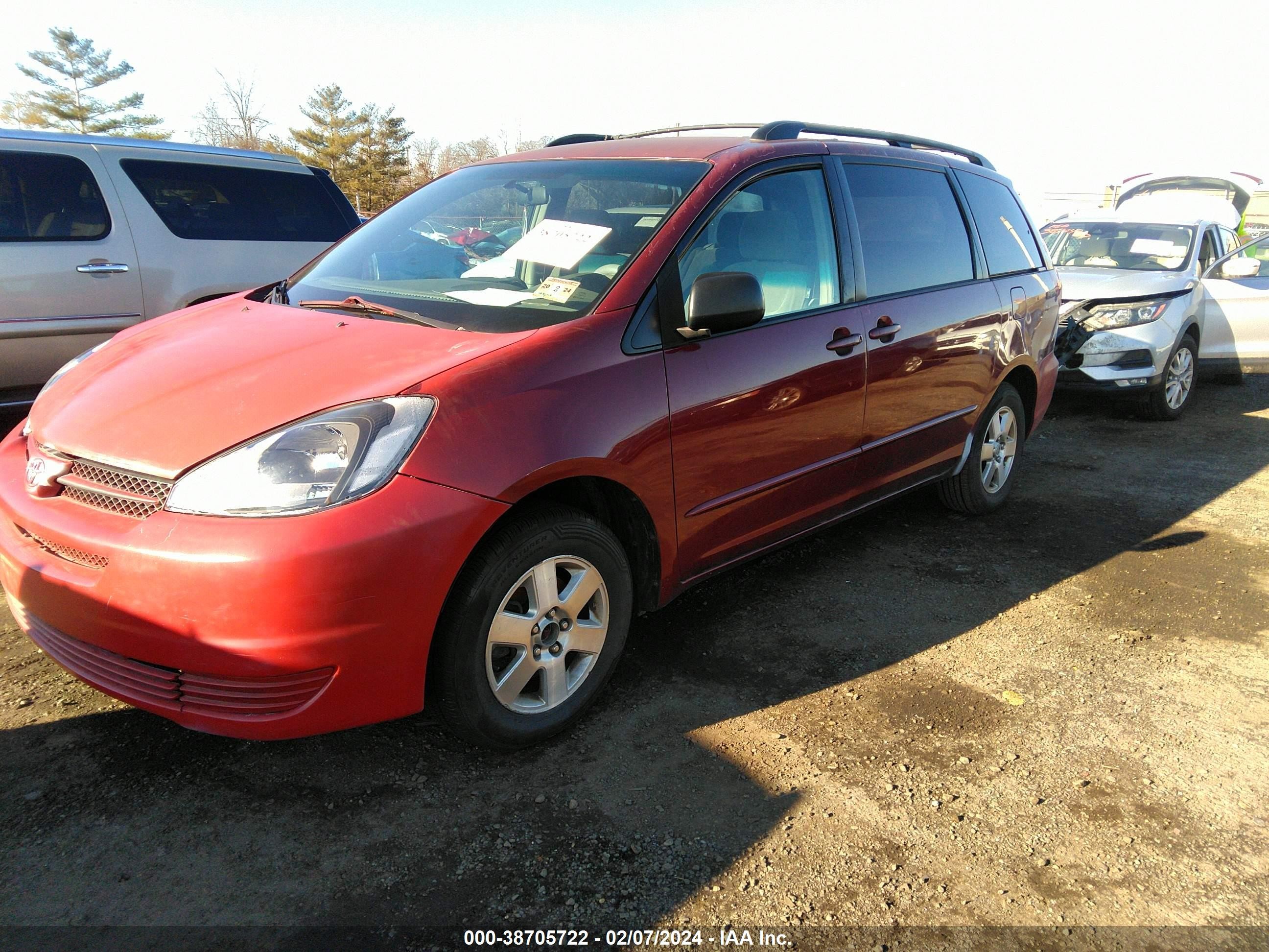 Photo 1 VIN: 5TDZA23C85S275092 - TOYOTA SIENNA 