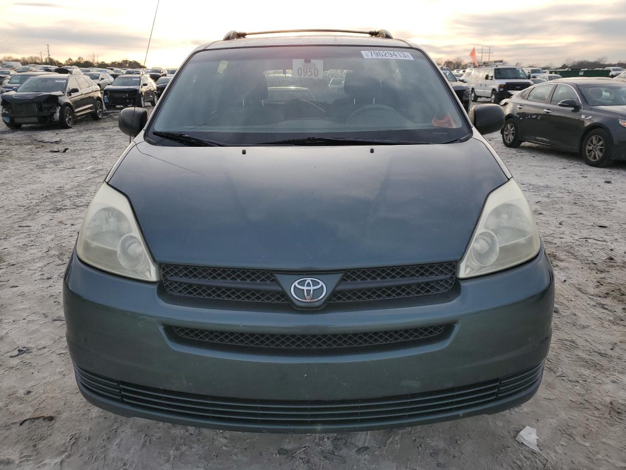 Photo 4 VIN: 5TDZA23C85S386046 - TOYOTA SIENNA 