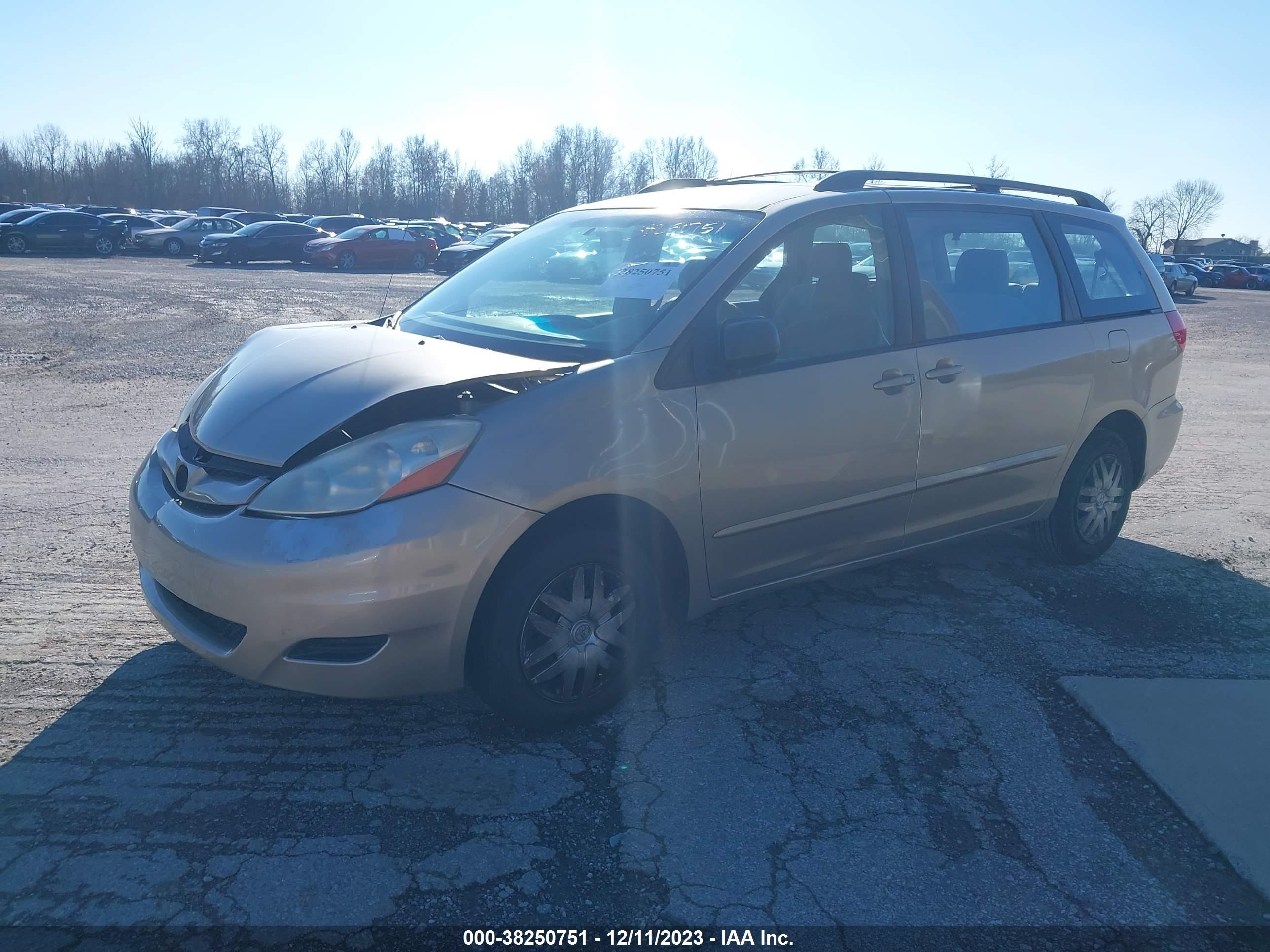 Photo 1 VIN: 5TDZA23C86S417085 - TOYOTA SIENNA 