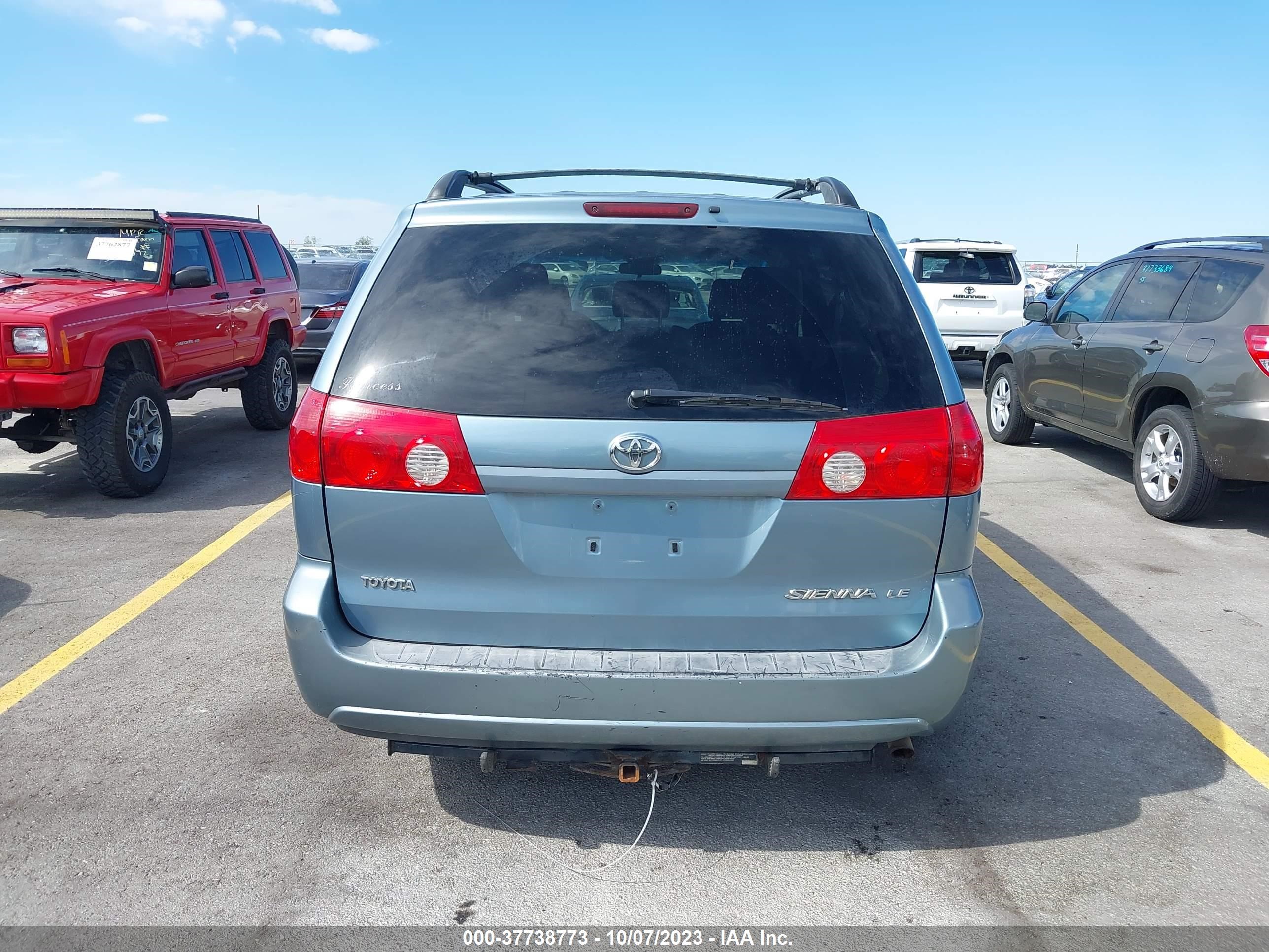 Photo 15 VIN: 5TDZA23C86S446781 - TOYOTA SIENNA 