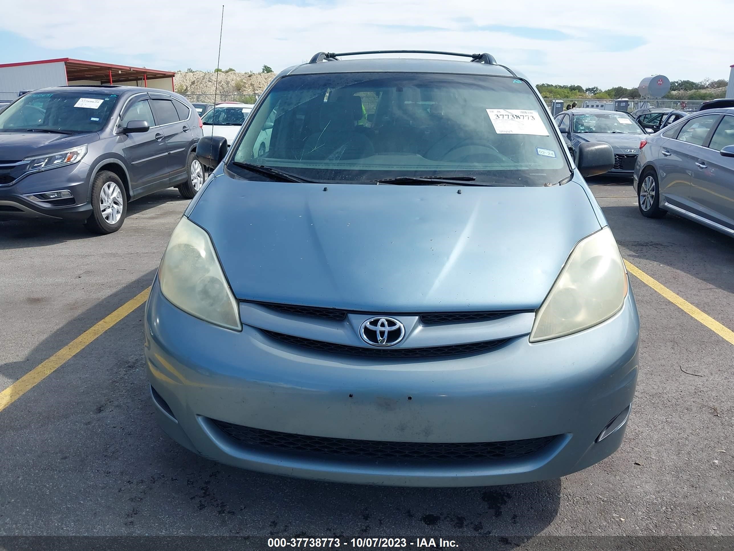 Photo 5 VIN: 5TDZA23C86S446781 - TOYOTA SIENNA 