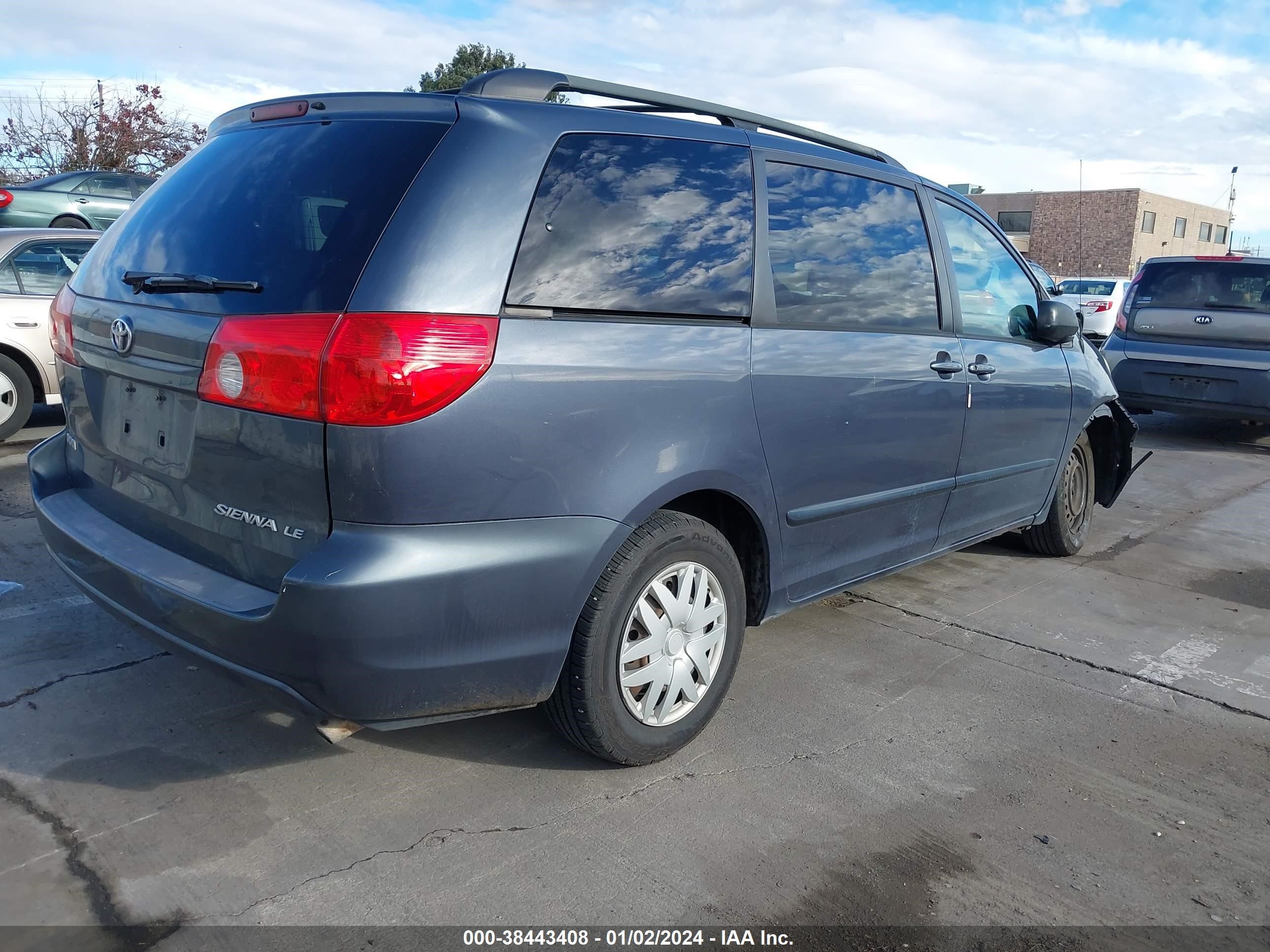 Photo 3 VIN: 5TDZA23C86S513301 - TOYOTA SIENNA 