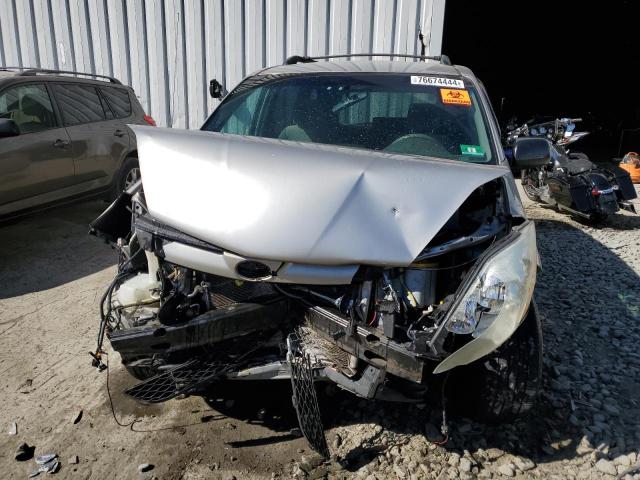 Photo 4 VIN: 5TDZA23C86S552180 - TOYOTA SIENNA CE 