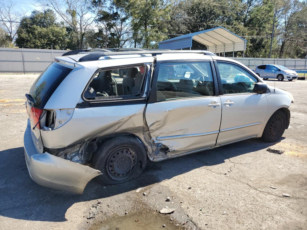 Photo 2 VIN: 5TDZA23C94S078981 - TOYOTA SIENNA 