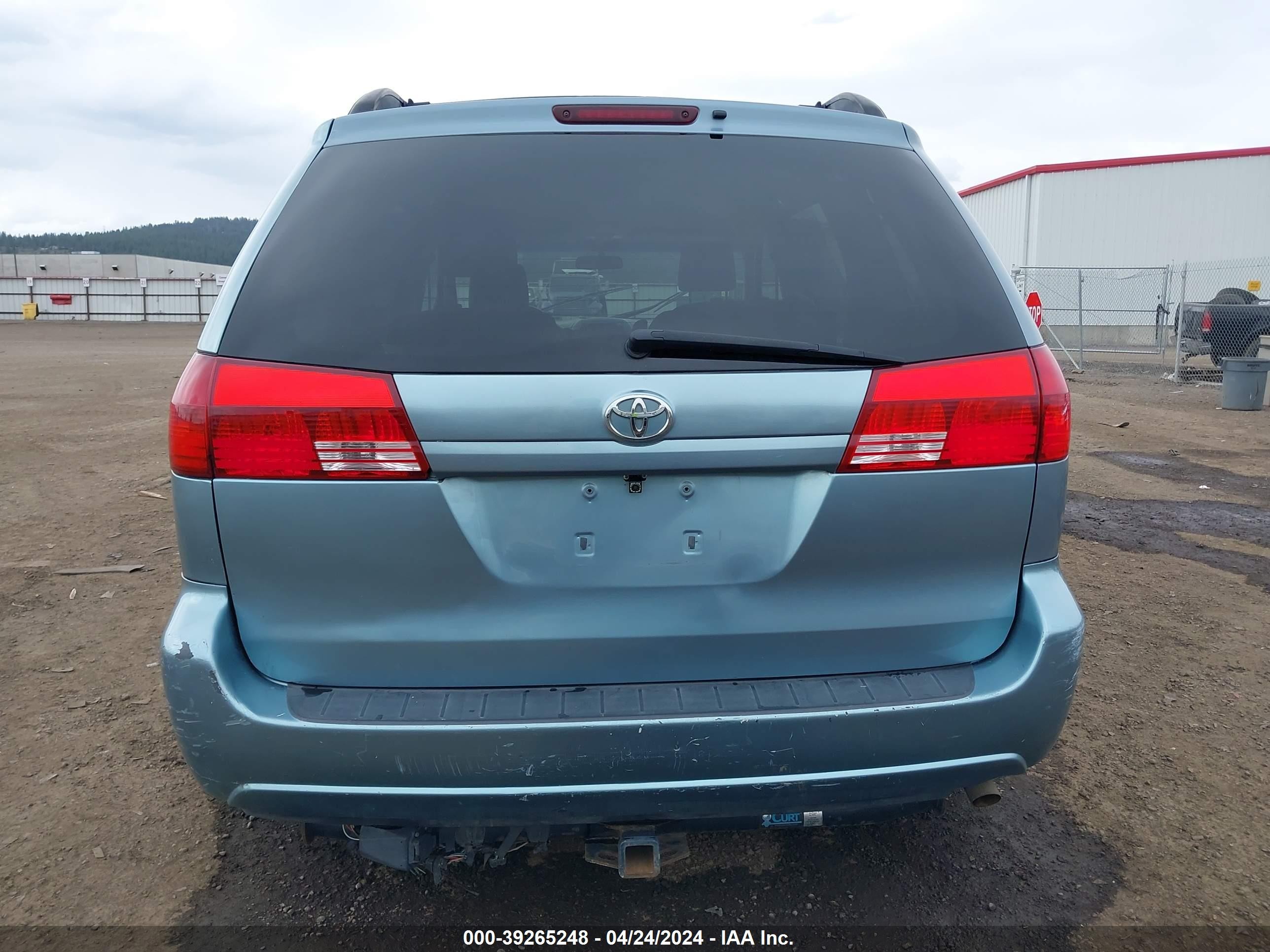 Photo 15 VIN: 5TDZA23C94S082478 - TOYOTA SIENNA 