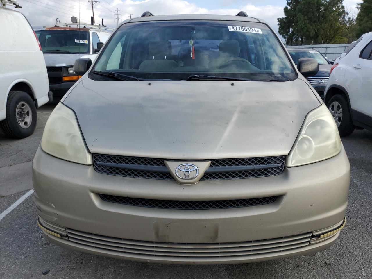 Photo 4 VIN: 5TDZA23C94S152495 - TOYOTA SIENNA 