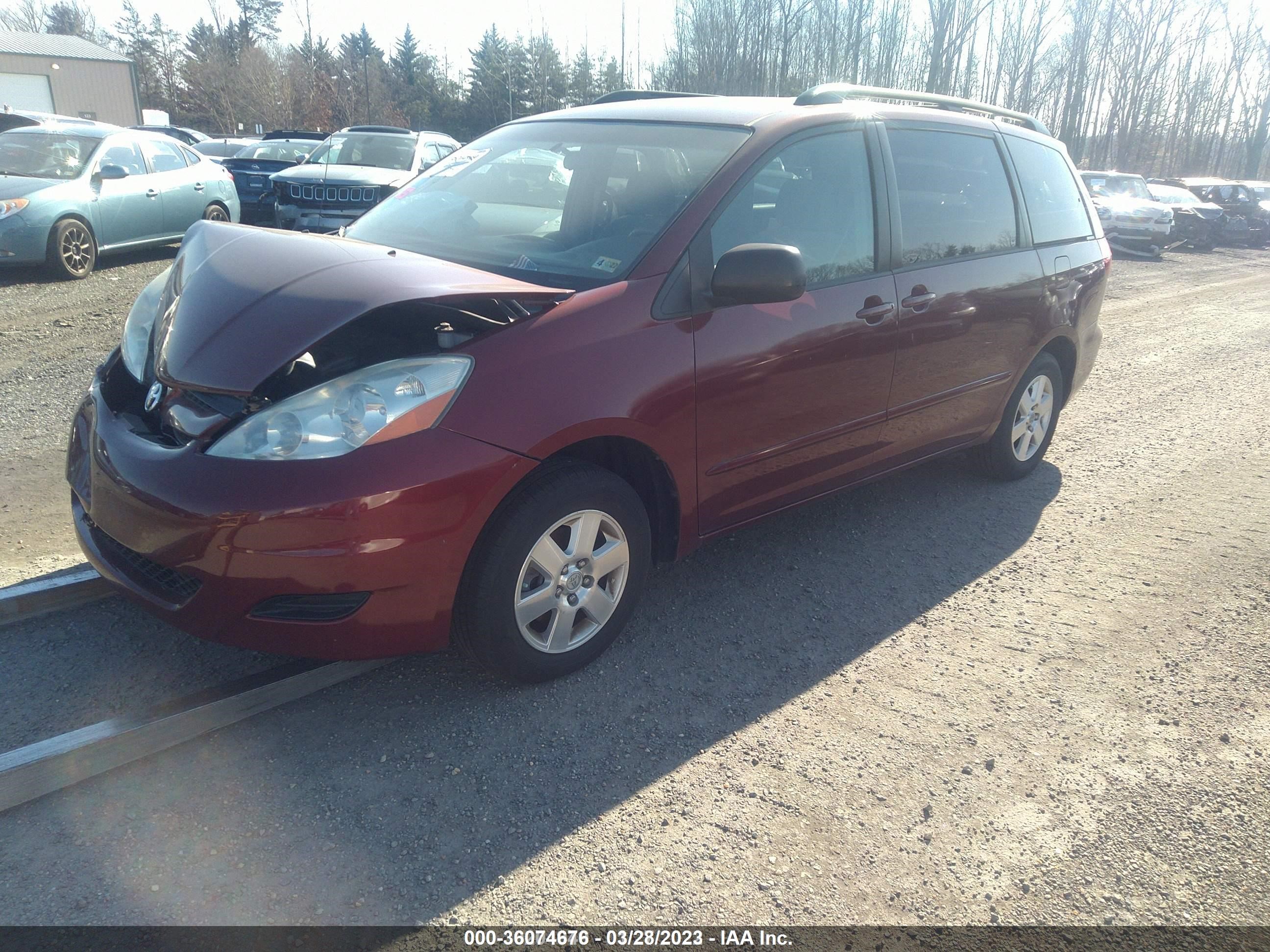 Photo 1 VIN: 5TDZA23C96S521391 - TOYOTA SIENNA 