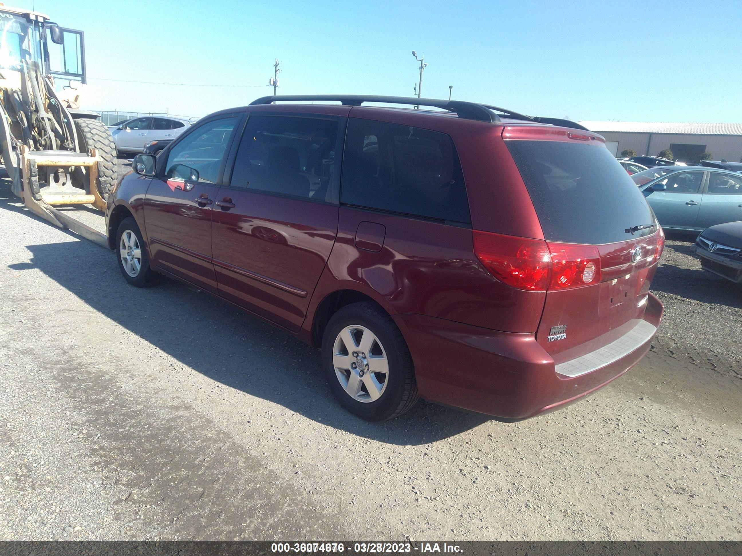 Photo 2 VIN: 5TDZA23C96S521391 - TOYOTA SIENNA 