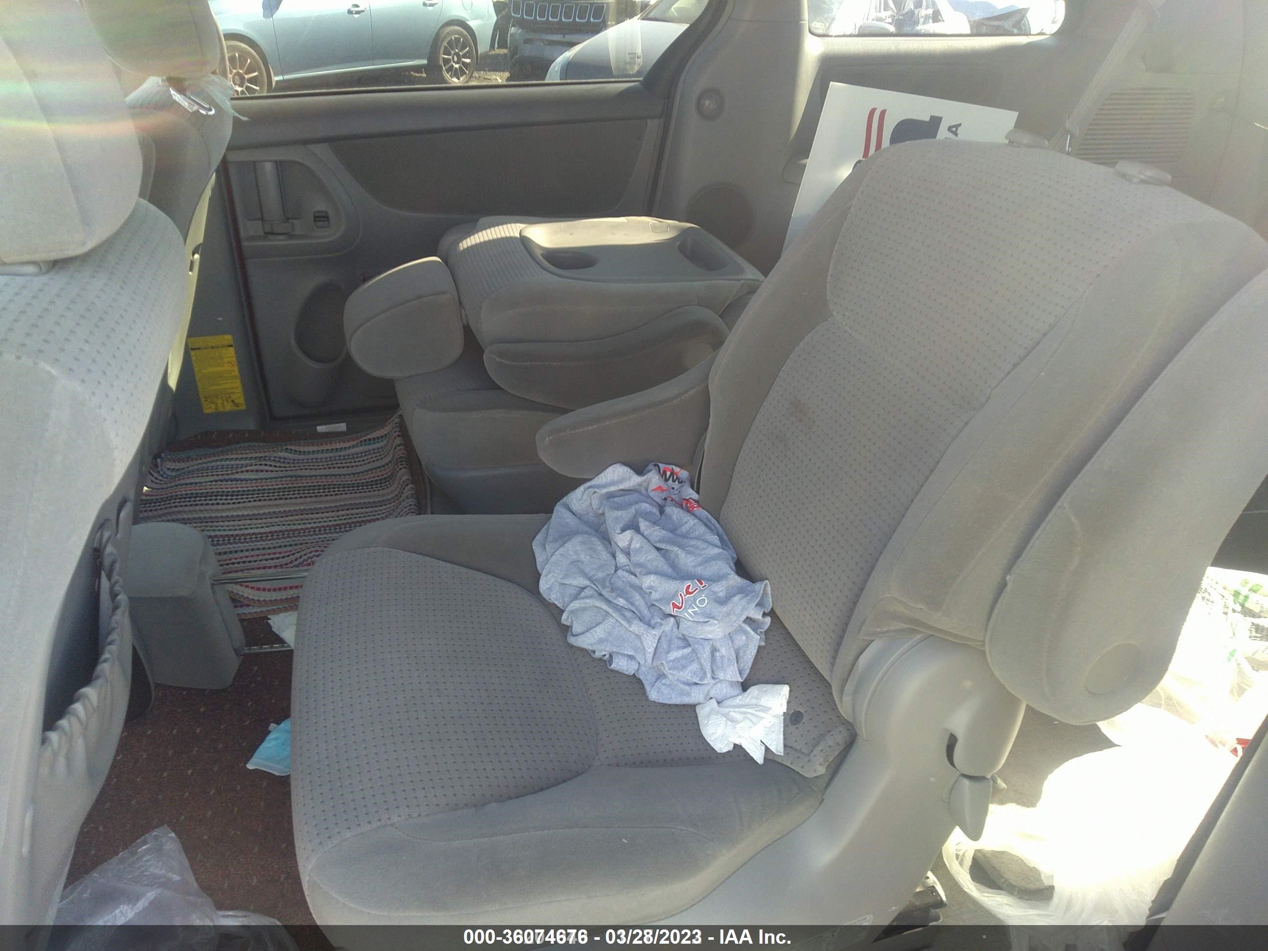 Photo 7 VIN: 5TDZA23C96S521391 - TOYOTA SIENNA 