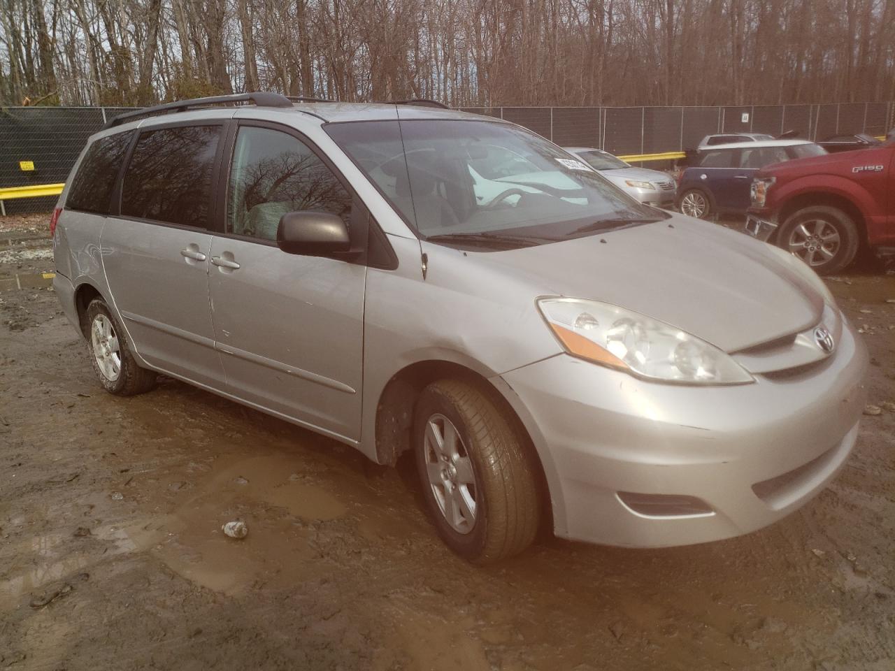 Photo 3 VIN: 5TDZA23C96S548560 - TOYOTA SIENNA 