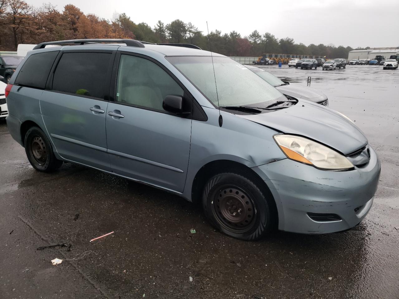 Photo 3 VIN: 5TDZA23C96S554732 - TOYOTA SIENNA 