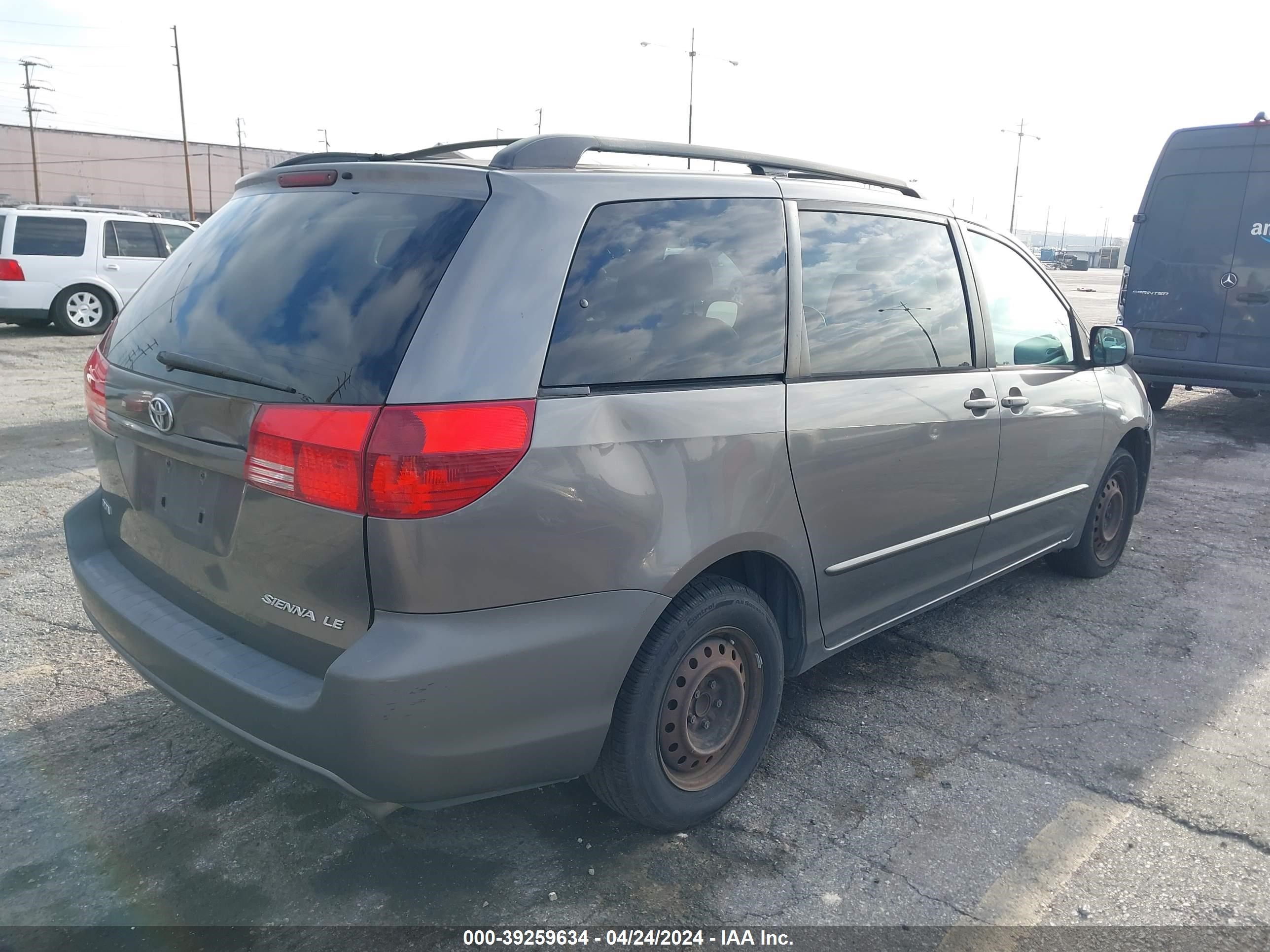 Photo 3 VIN: 5TDZA23CX4S040580 - TOYOTA SIENNA 