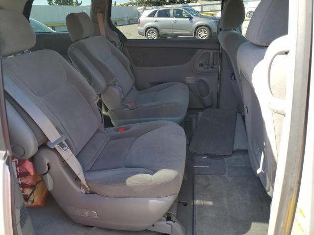 Photo 10 VIN: 5TDZA23CX4S054852 - TOYOTA SIENNA CE 