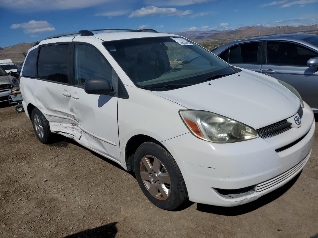 Photo 3 VIN: 5TDZA23CX4S198806 - TOYOTA SIENNA 