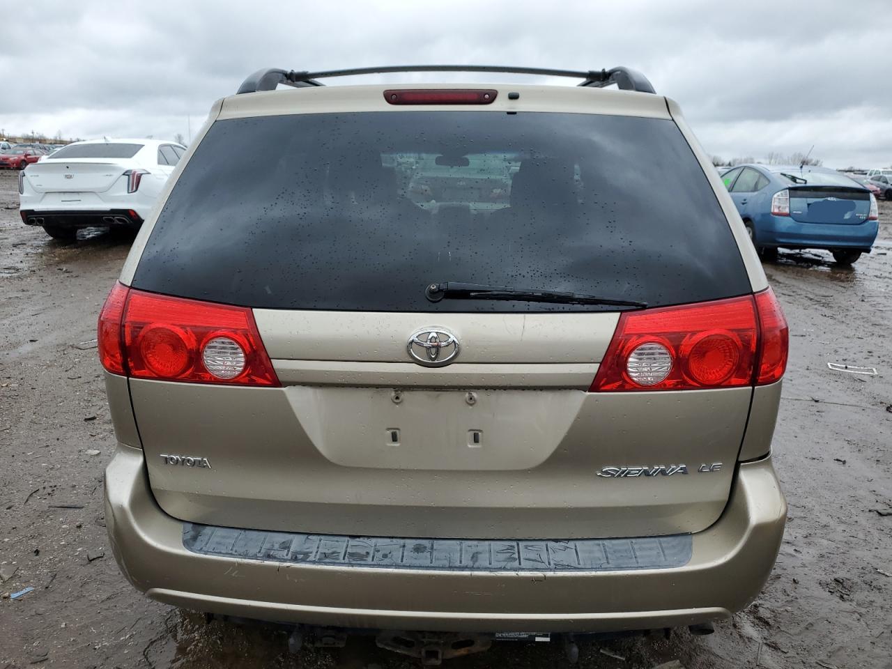 Photo 5 VIN: 5TDZA23CX6S451402 - TOYOTA SIENNA 