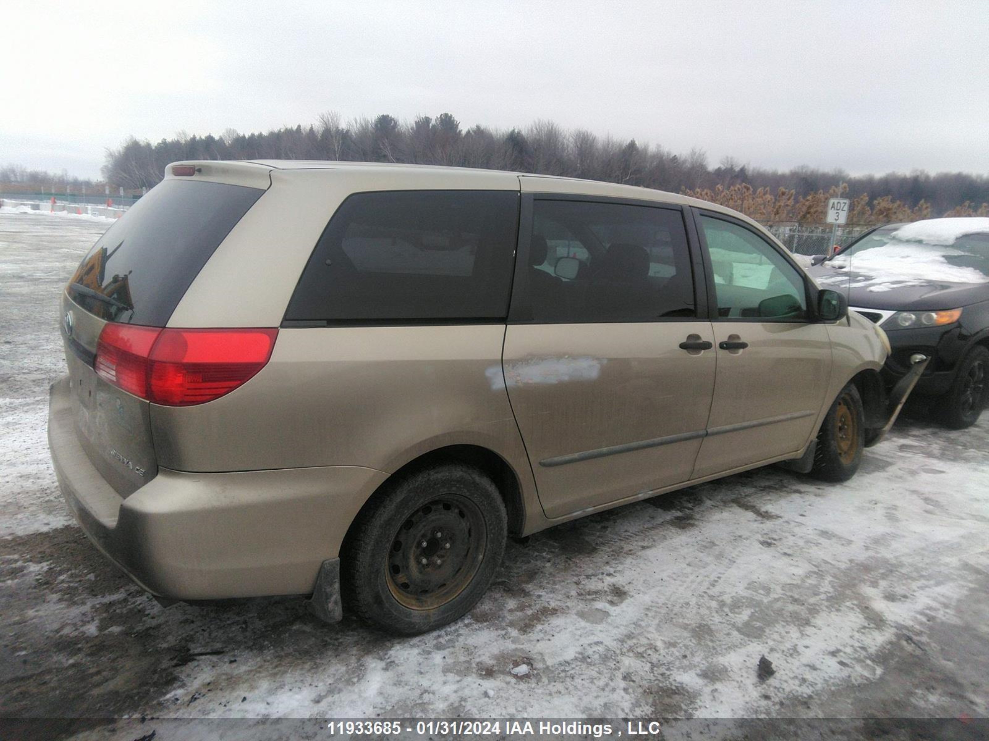 Photo 3 VIN: 5TDZA29C24S001814 - TOYOTA SIENNA 